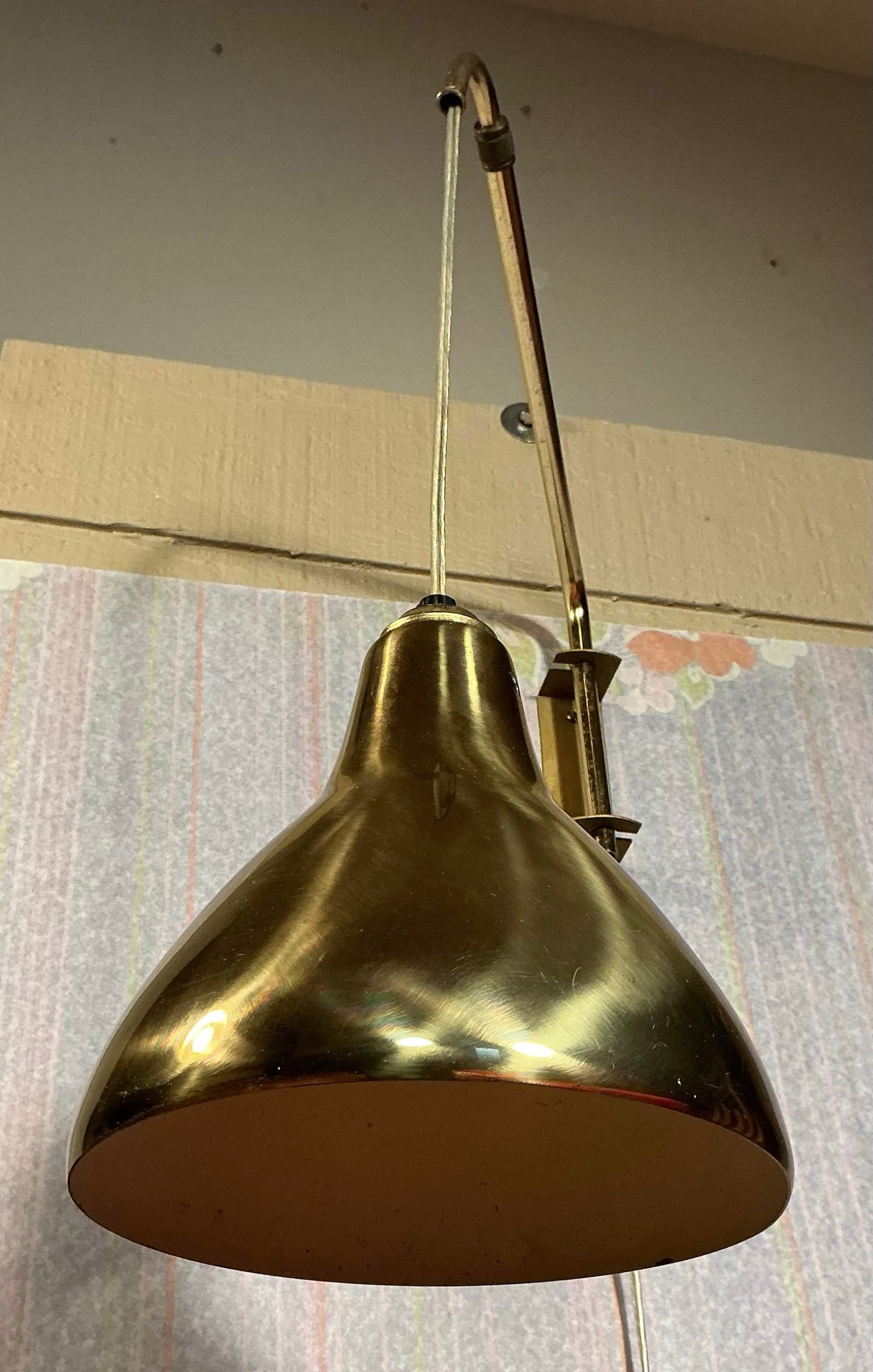 Telescopic Arm Wall Lamp With Brass Metal Shade Attributed to Gunnel Nyman, MCM 1950s - 5