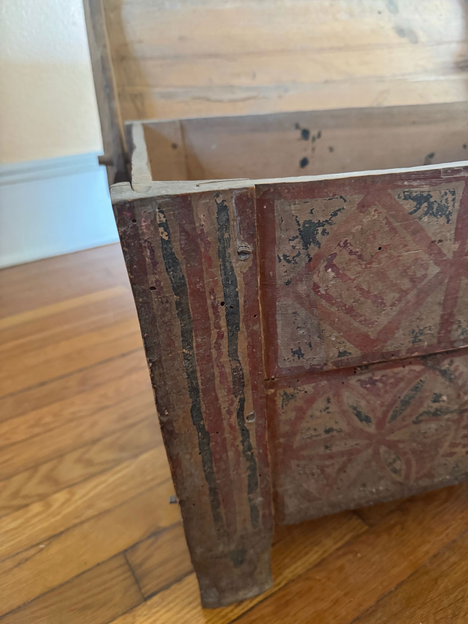 Antique Painted Wooden Storage Chest With Hand-Decorated Panels - 4