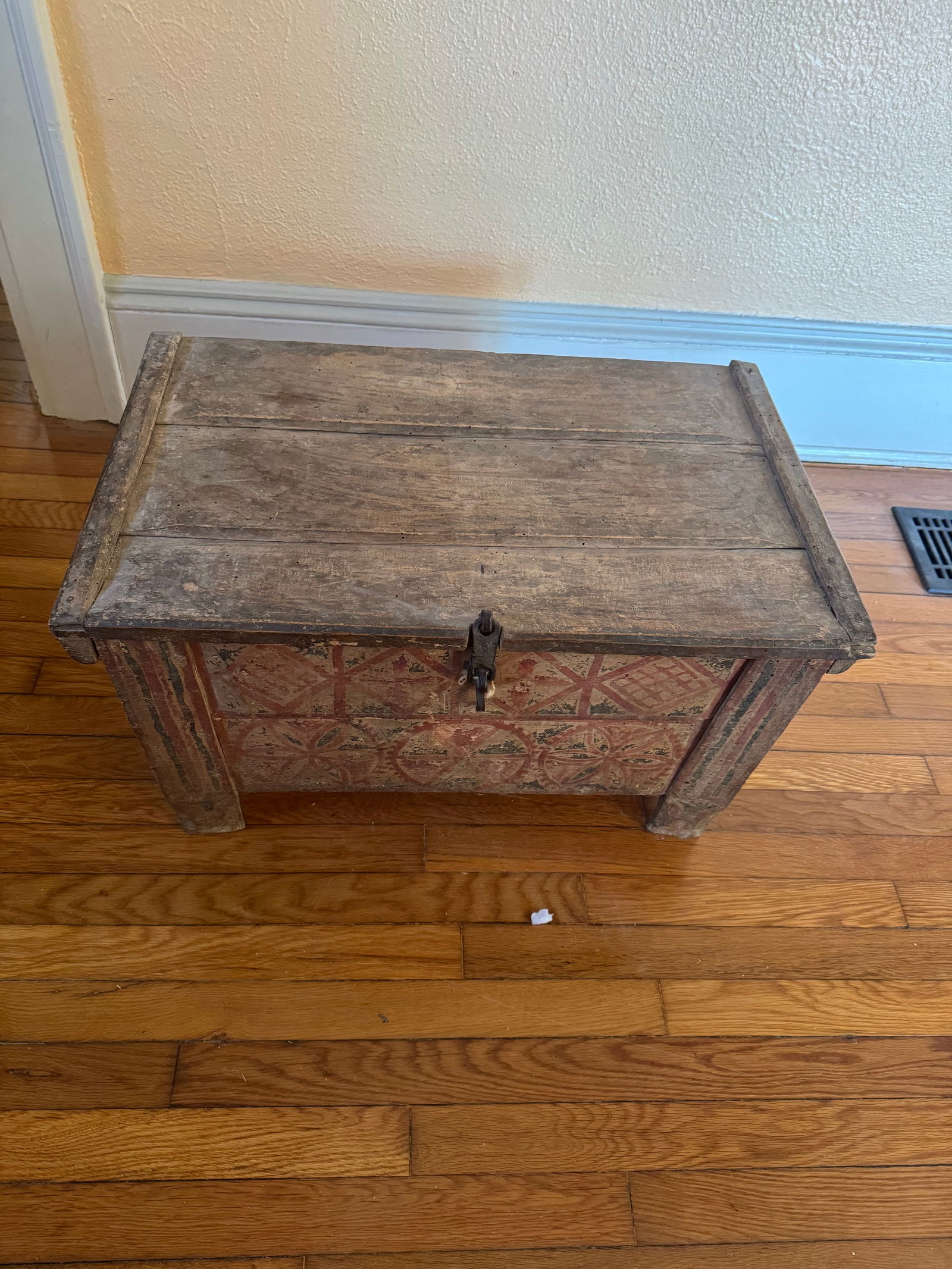 Antique Painted Wooden Storage Chest With Hand-Decorated Panels - 5