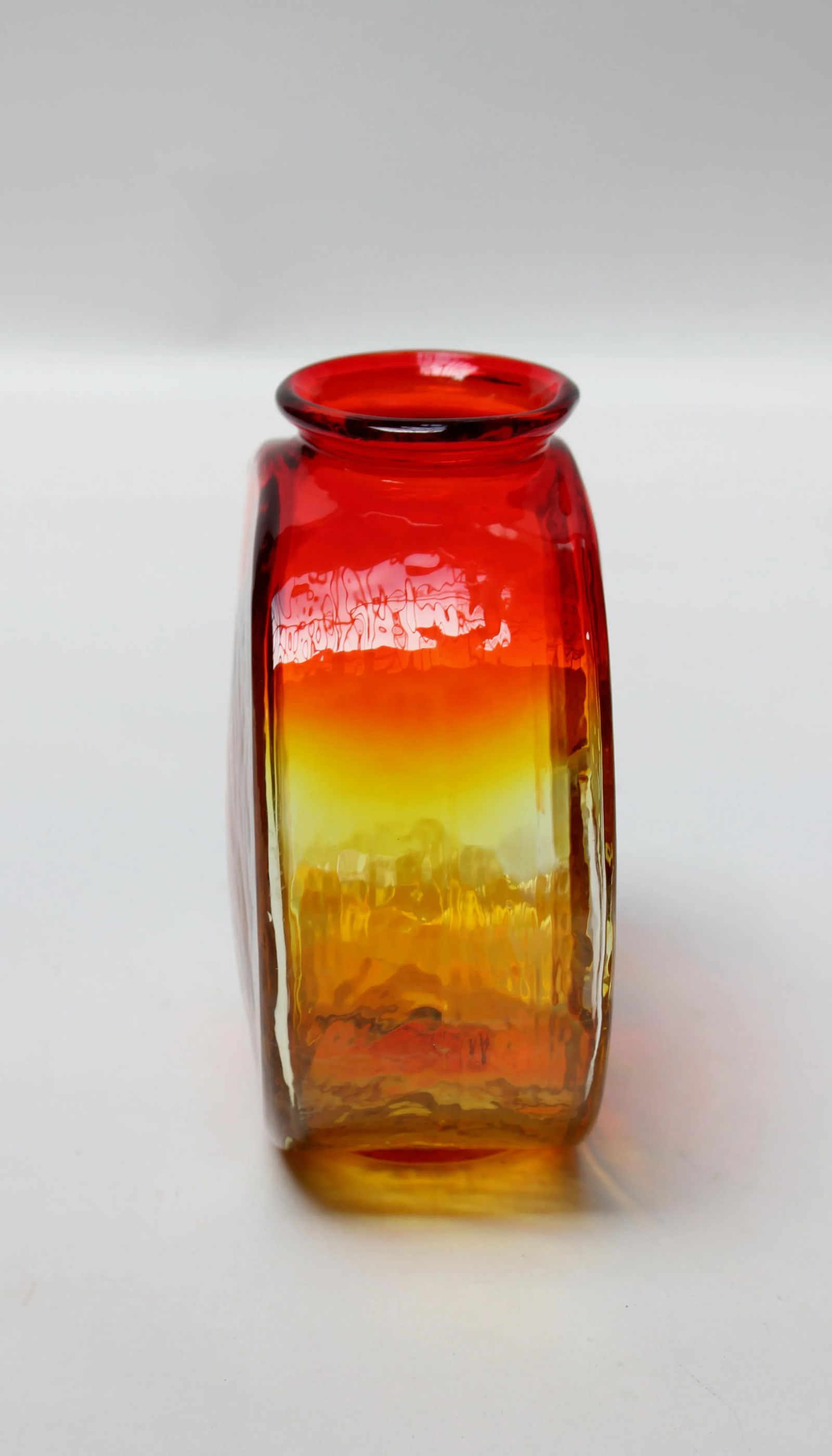 Amberina / Tangerine Blown Glass "Clover" Vase by Joel Myers for Blenko - 4