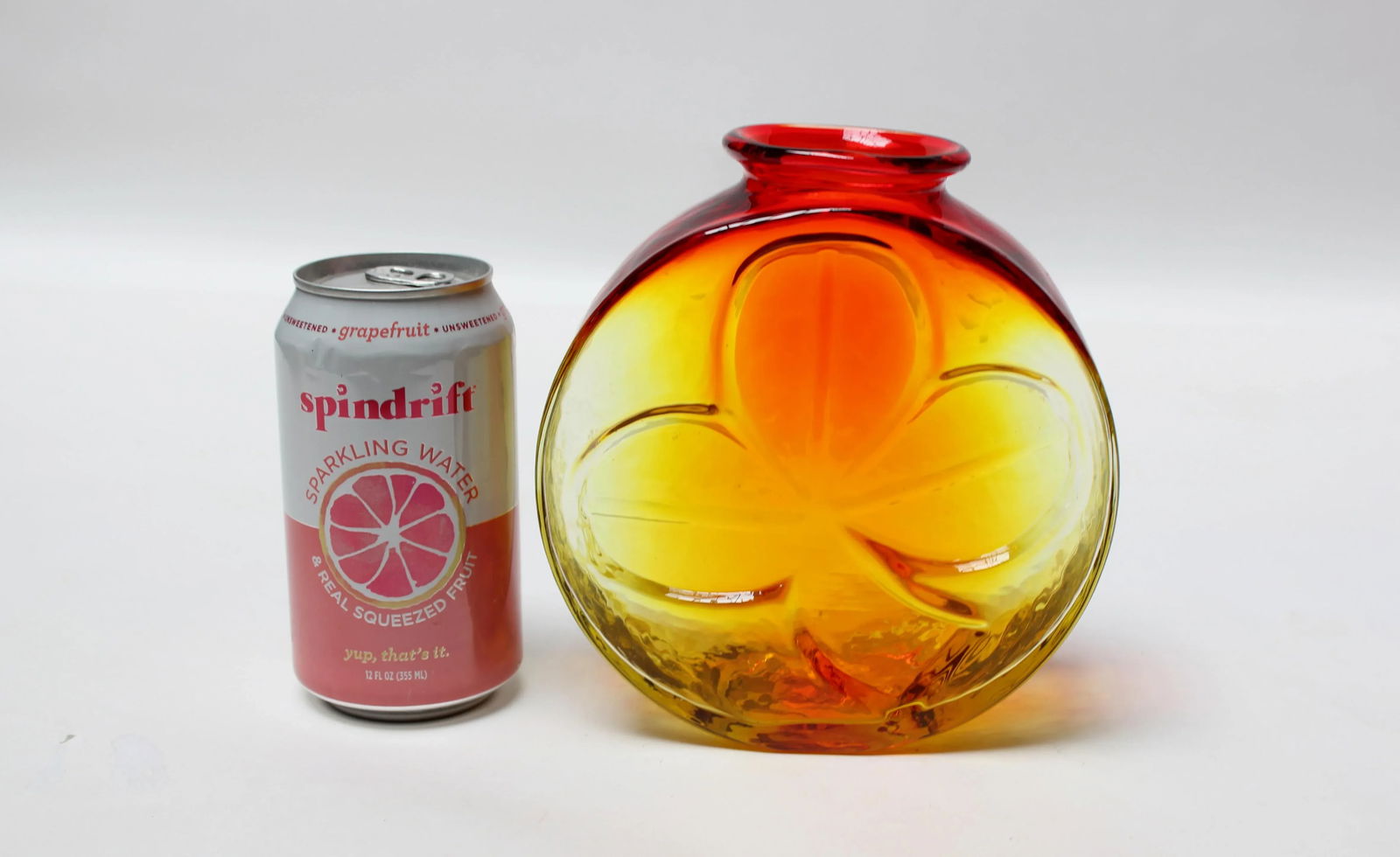 Amberina / Tangerine Blown Glass "Clover" Vase by Joel Myers for Blenko - 8