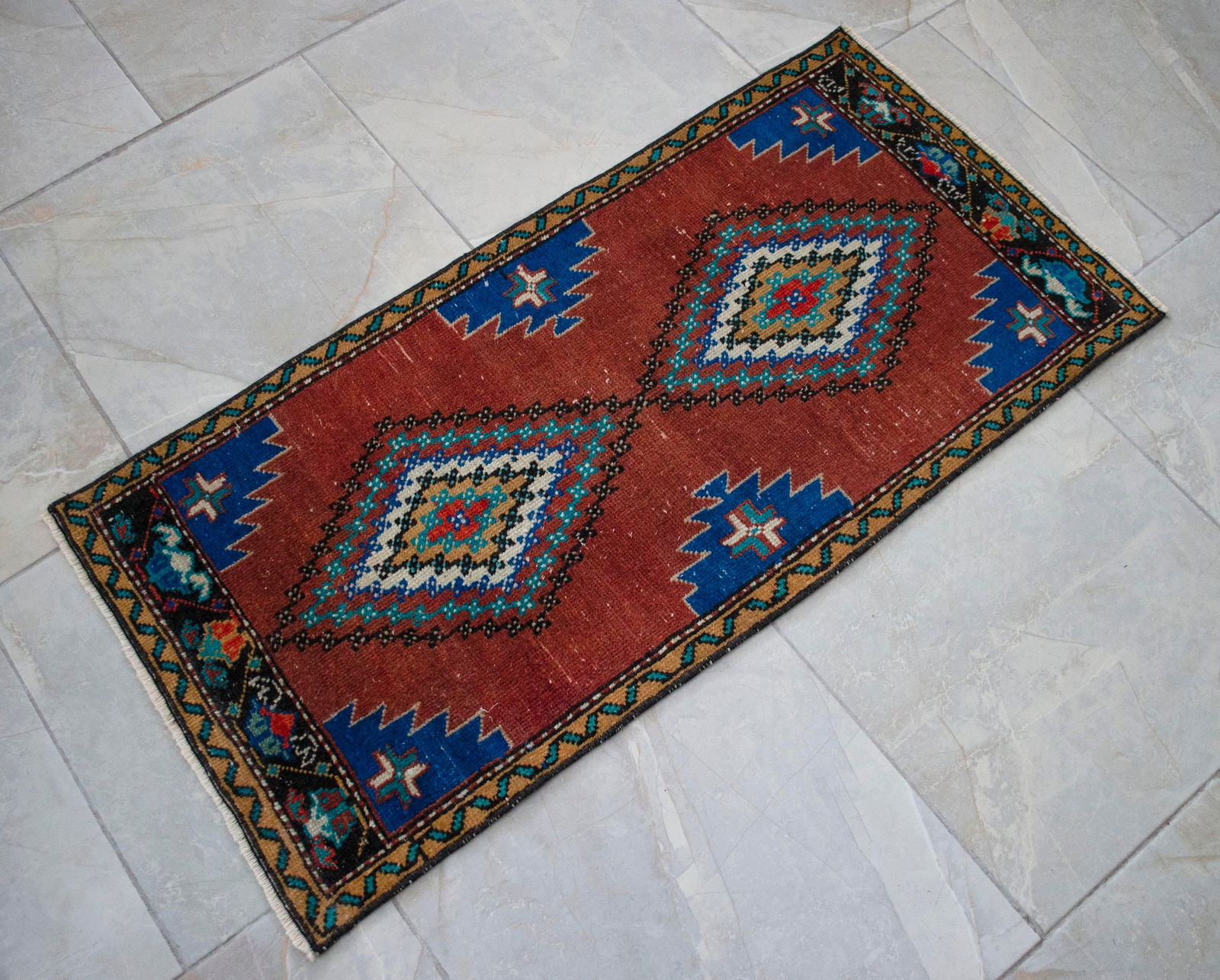 1970s Vintage Hand Knotted Small Rug - 6