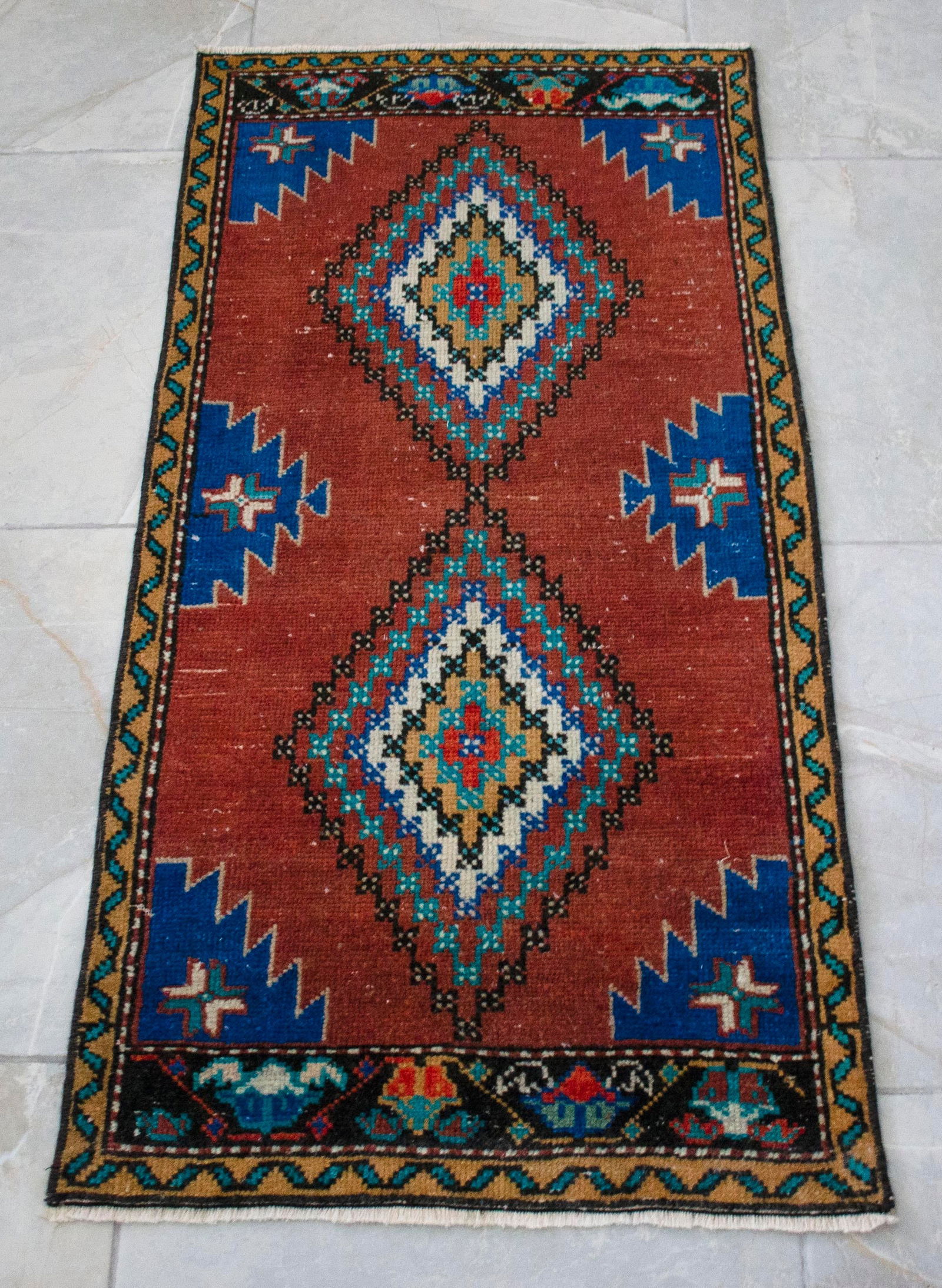 1970s Vintage Hand Knotted Small Rug - 7