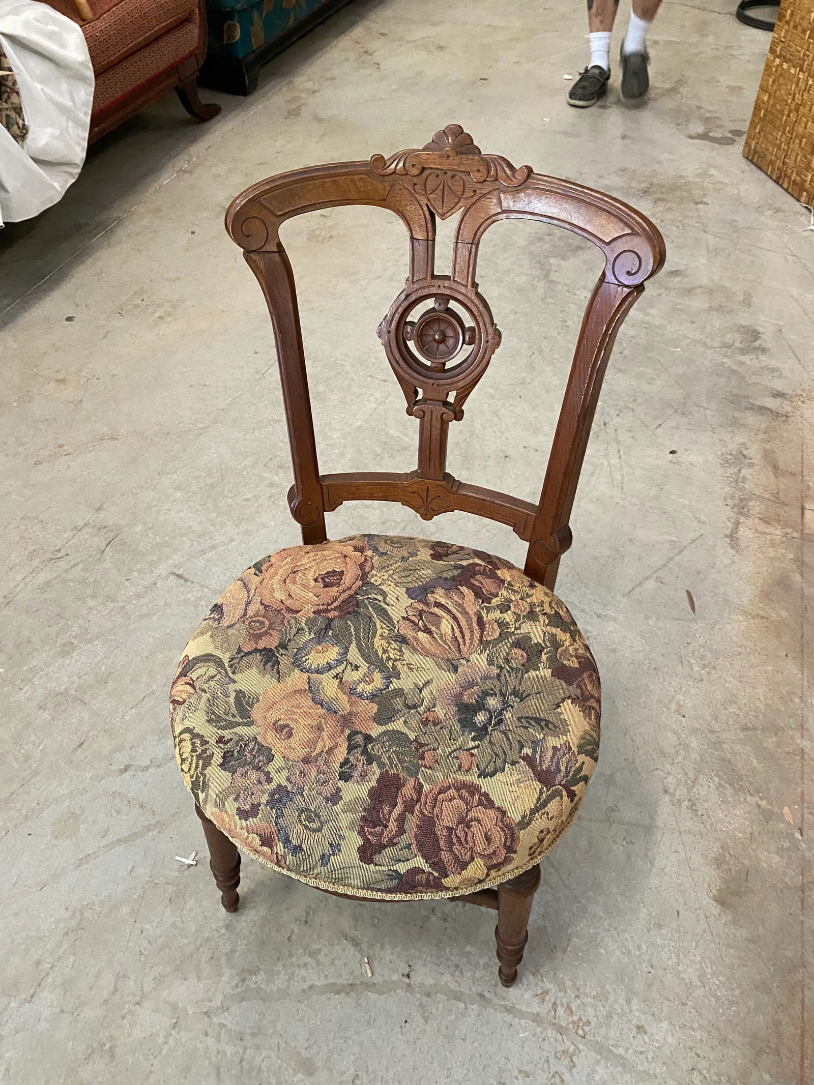 Late 19th Century Antique Chair With Tapestry - 2