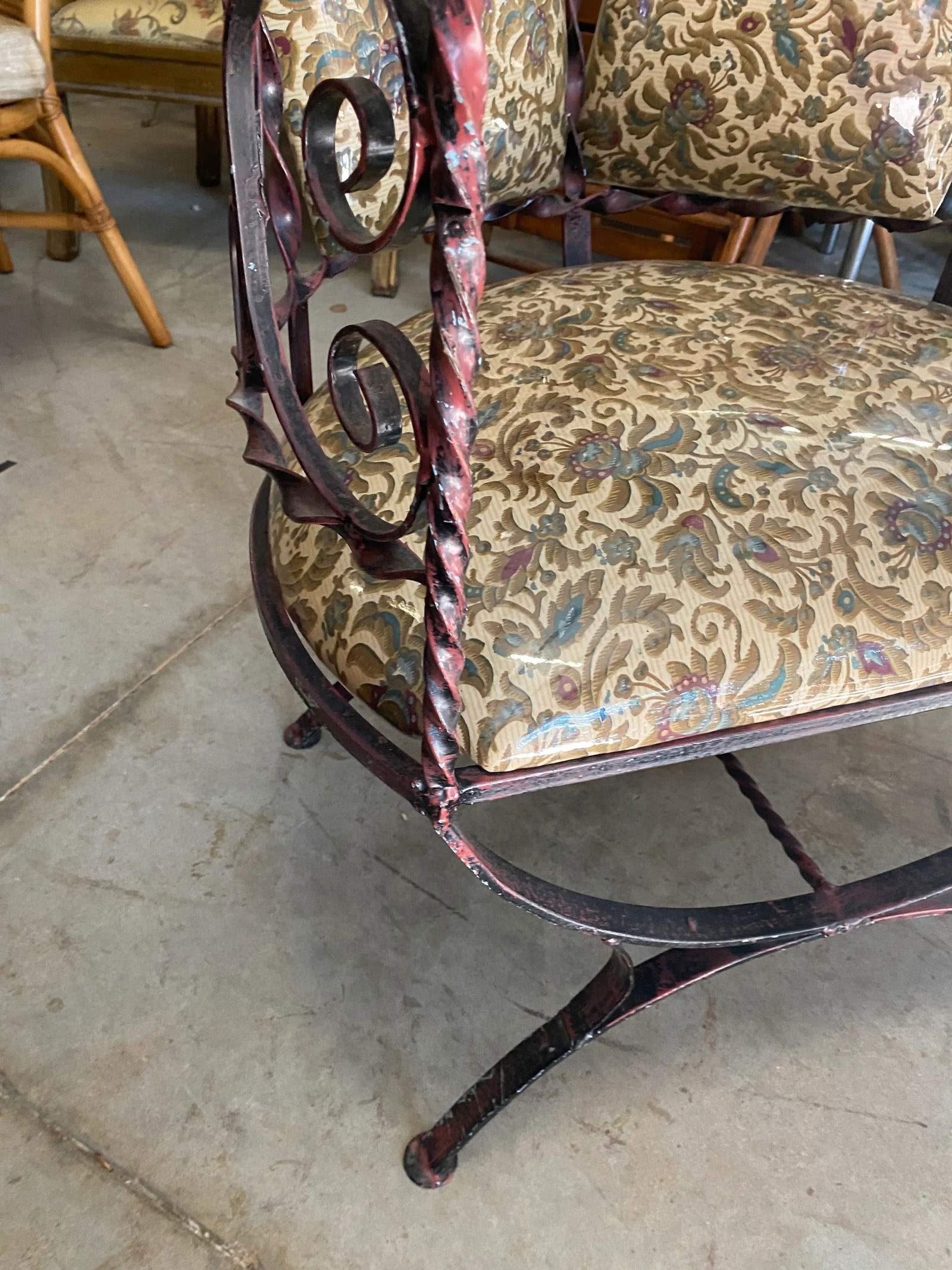 1970s Vintage Italian Revival Metal Twist Chair - 3