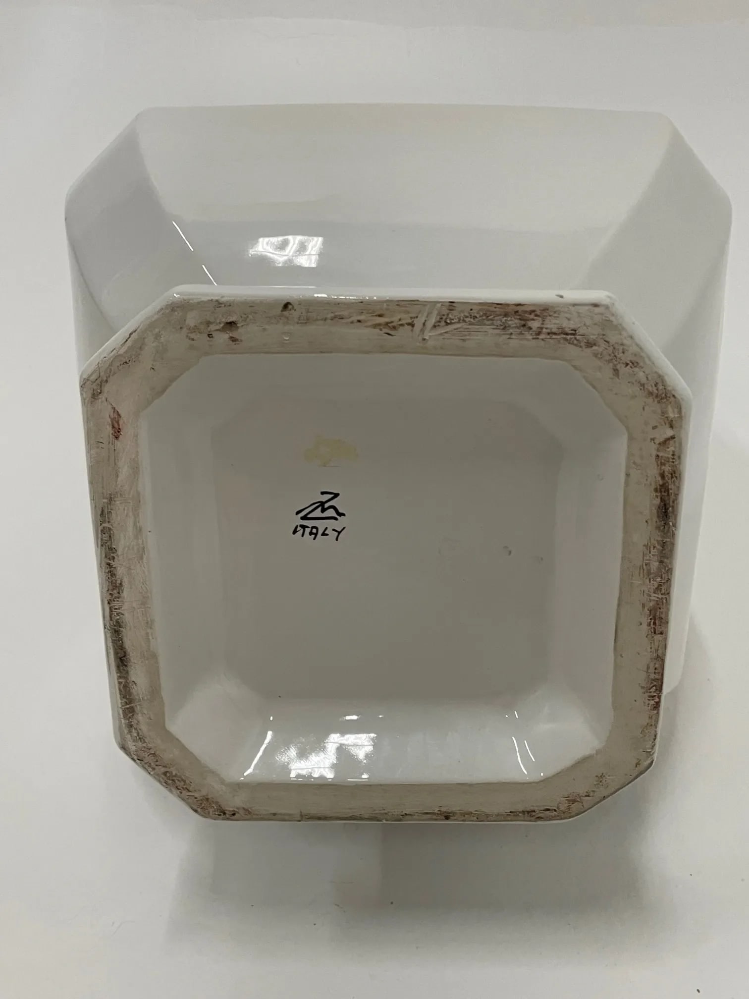 Italian Blanc De Chine Vase With Asian Influence - 11