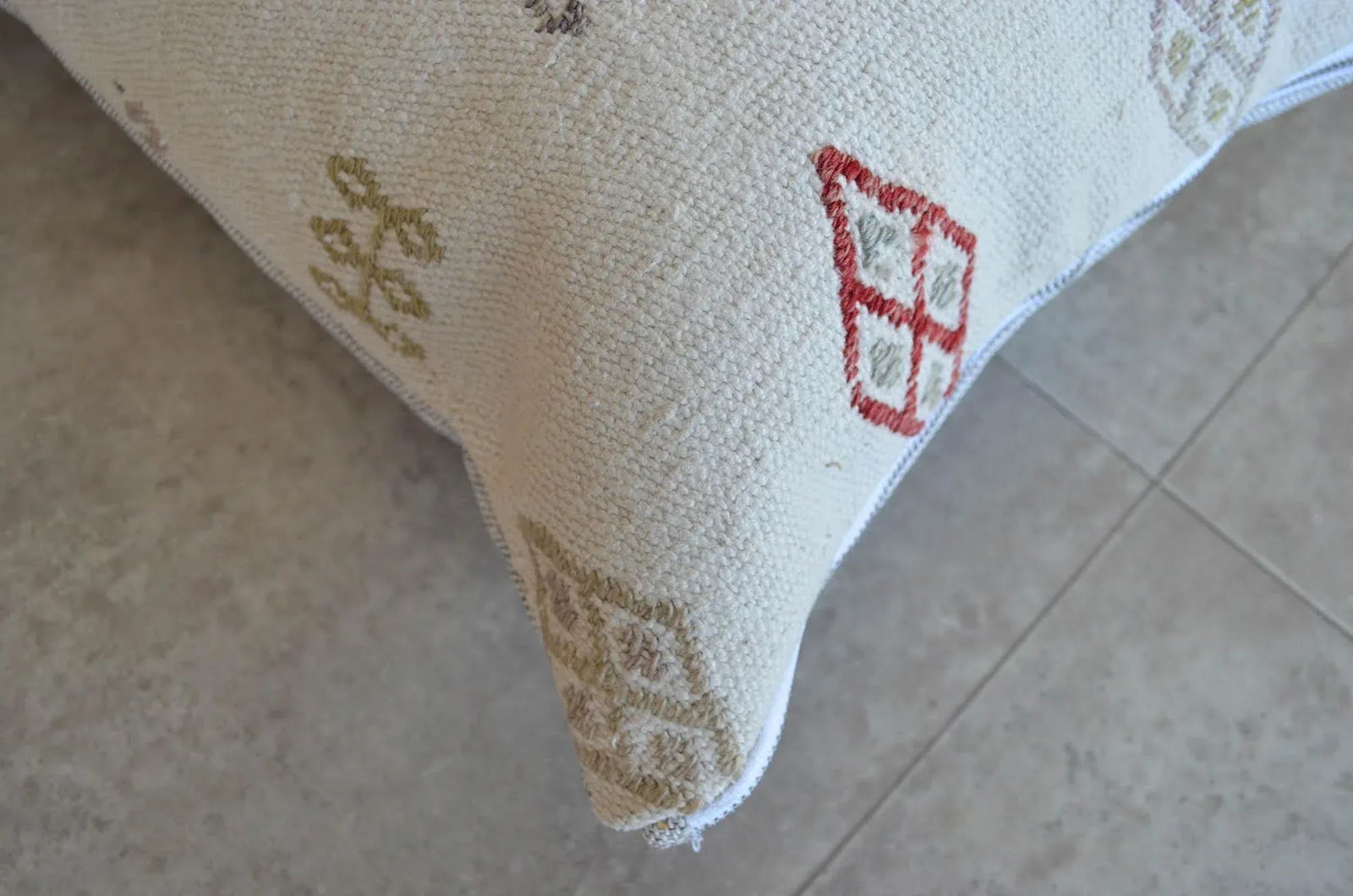 1970s Turkish Kilim Lumbar Handmade Wedding Pillow Cover - 6