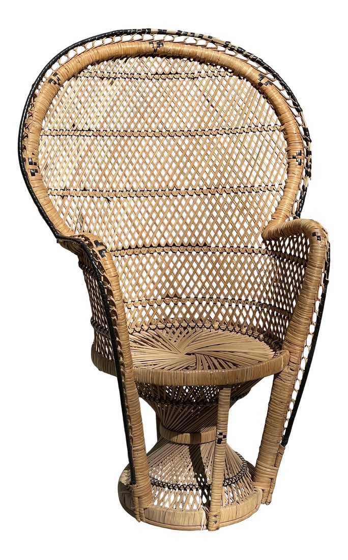 1970s Vintage Cobra Peacock Children's Chair: Stunning original 1970s cobra peacock chair in great shape. This is a youth edition so it's to add to your own collection for the miniature me joy in your lives. Great find! Condition: Alterations: