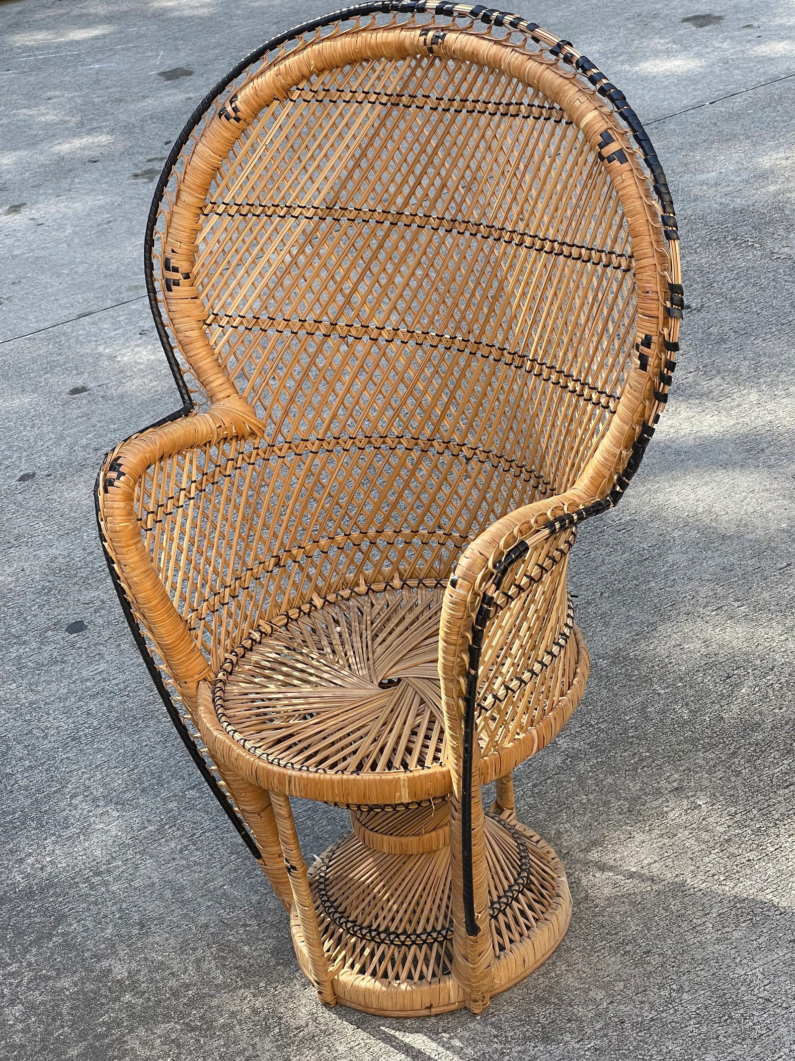 1970s Vintage Cobra Peacock Children's Chair - 4
