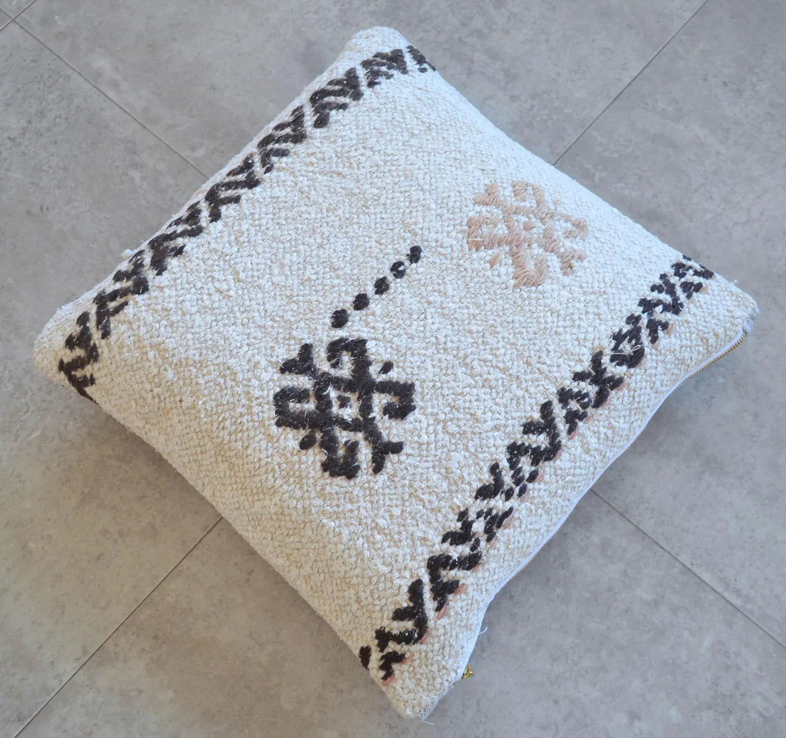 Vintage Handmade Hemp Kilim Rug Pillow Cover - 2