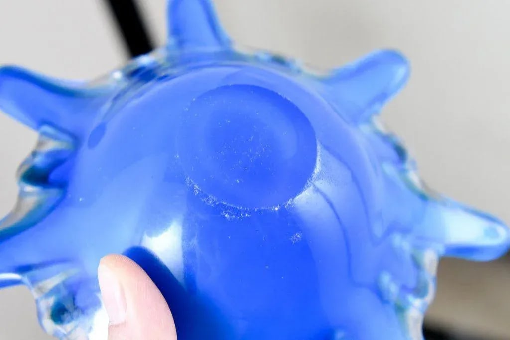 1960s Italian Blue and White Sommerso Art Glass Bowl - 5