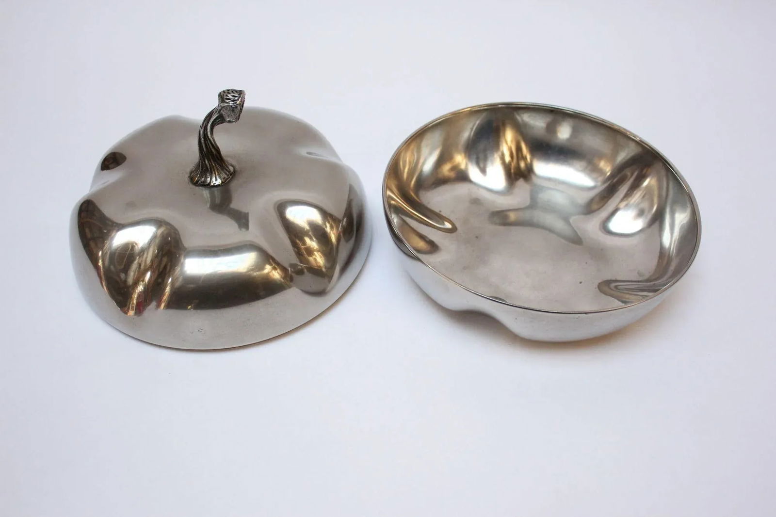 Mid-Century Italian Modern Silver-Plated "Squash" Lidded Serving / Candy Dish - 2