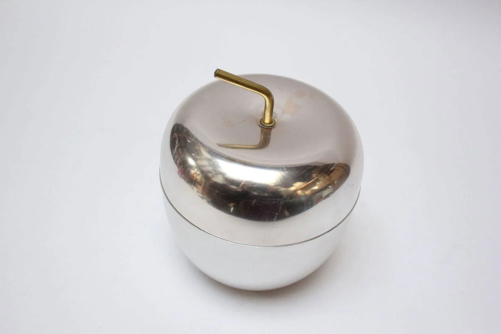 Mid-Century Italian Aluminum "Mela" Ice Bucket by Ettore Sottsass for Rinnovel - 3