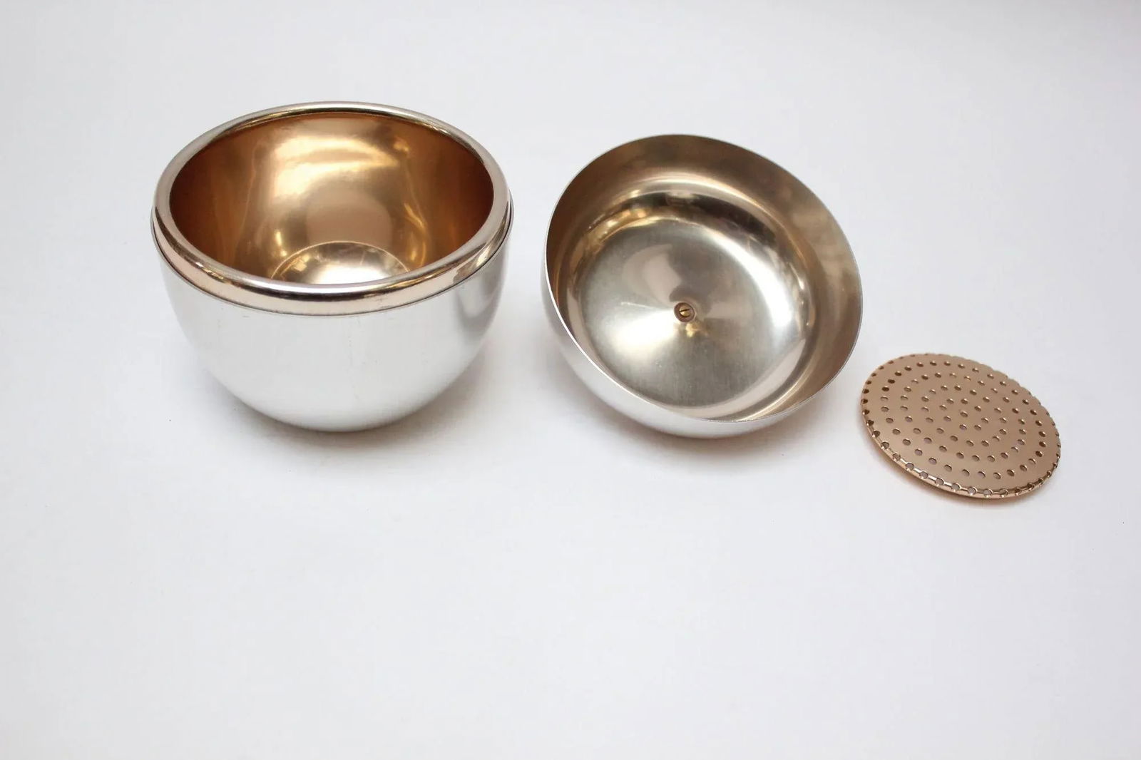 Mid-Century Italian Aluminum "Mela" Ice Bucket by Ettore Sottsass for Rinnovel - 4