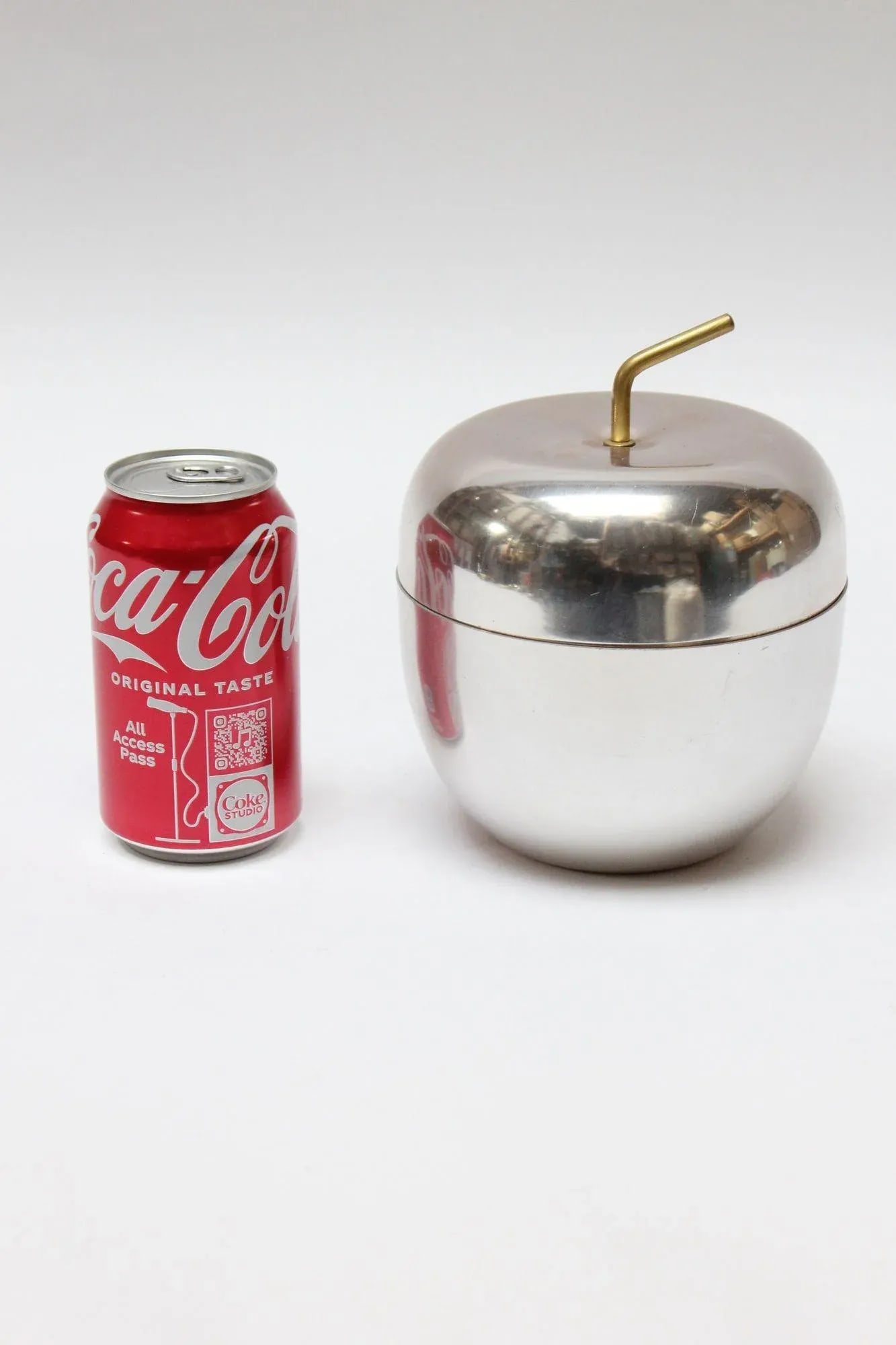 Mid-Century Italian Aluminum "Mela" Ice Bucket by Ettore Sottsass for Rinnovel - 5