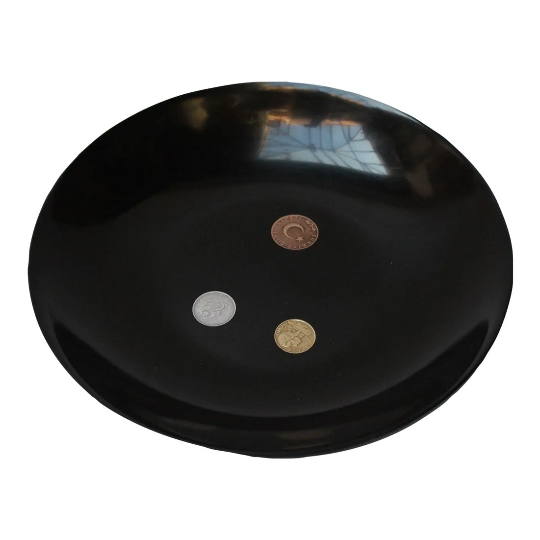 Mid-Century Black Resin Inlaid "Coin" Bowl by Couroc: Round decorative plate/bowl by Couroc of Monterey, California with an inlaid vintage coin motif (circa 1960s). Composed of a black lacquer phenolic resin (water, burn, stain, and detergent resistant