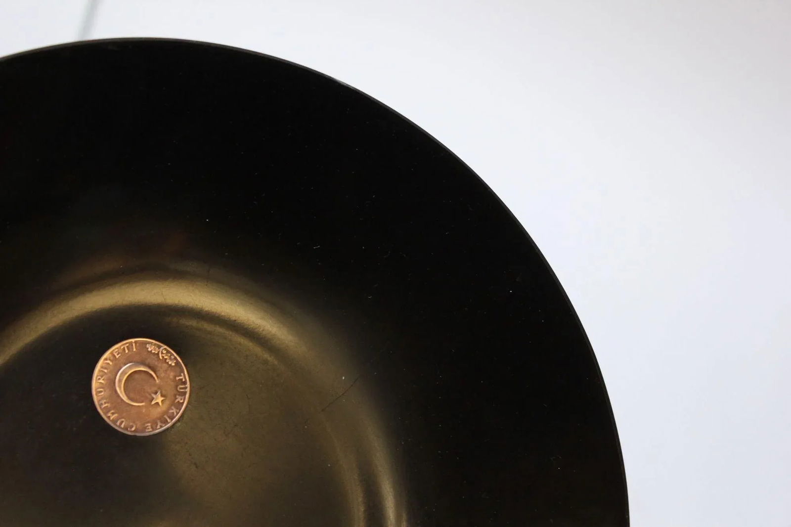 Mid-Century Black Resin Inlaid "Coin" Bowl by Couroc - 4