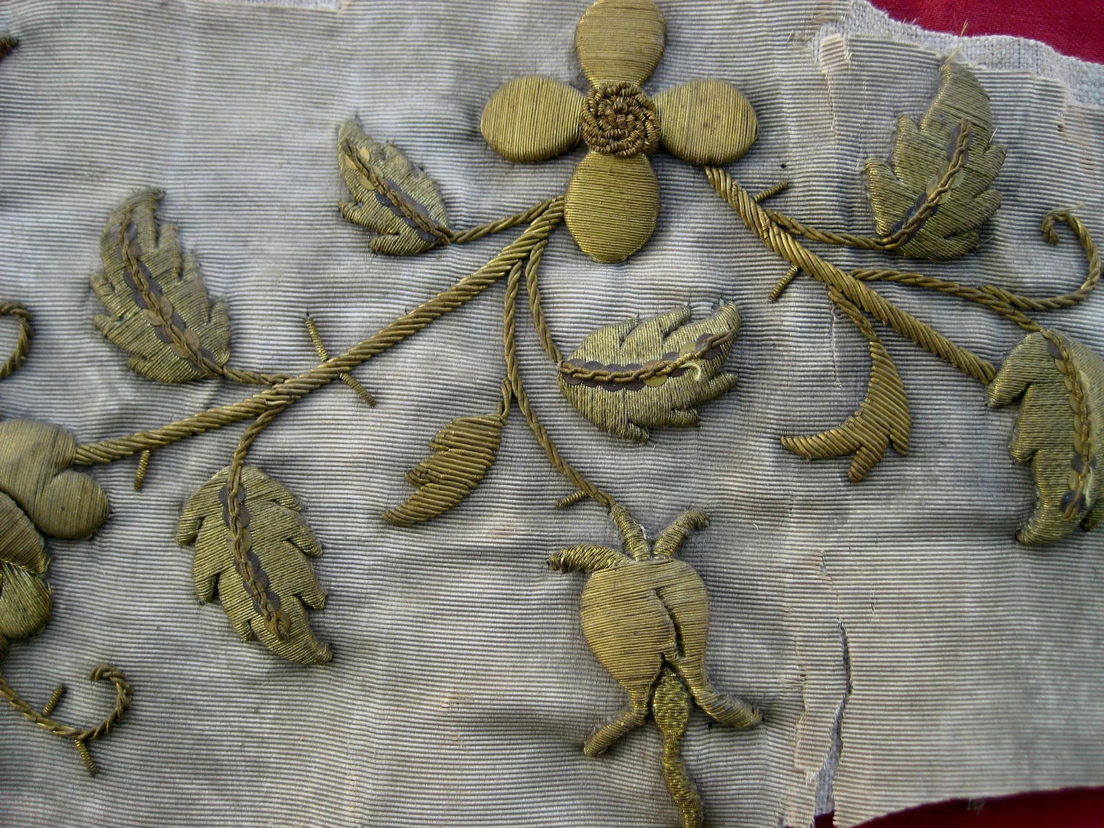 Antique Gold Embroidery Fragment Garland of Roses - 5