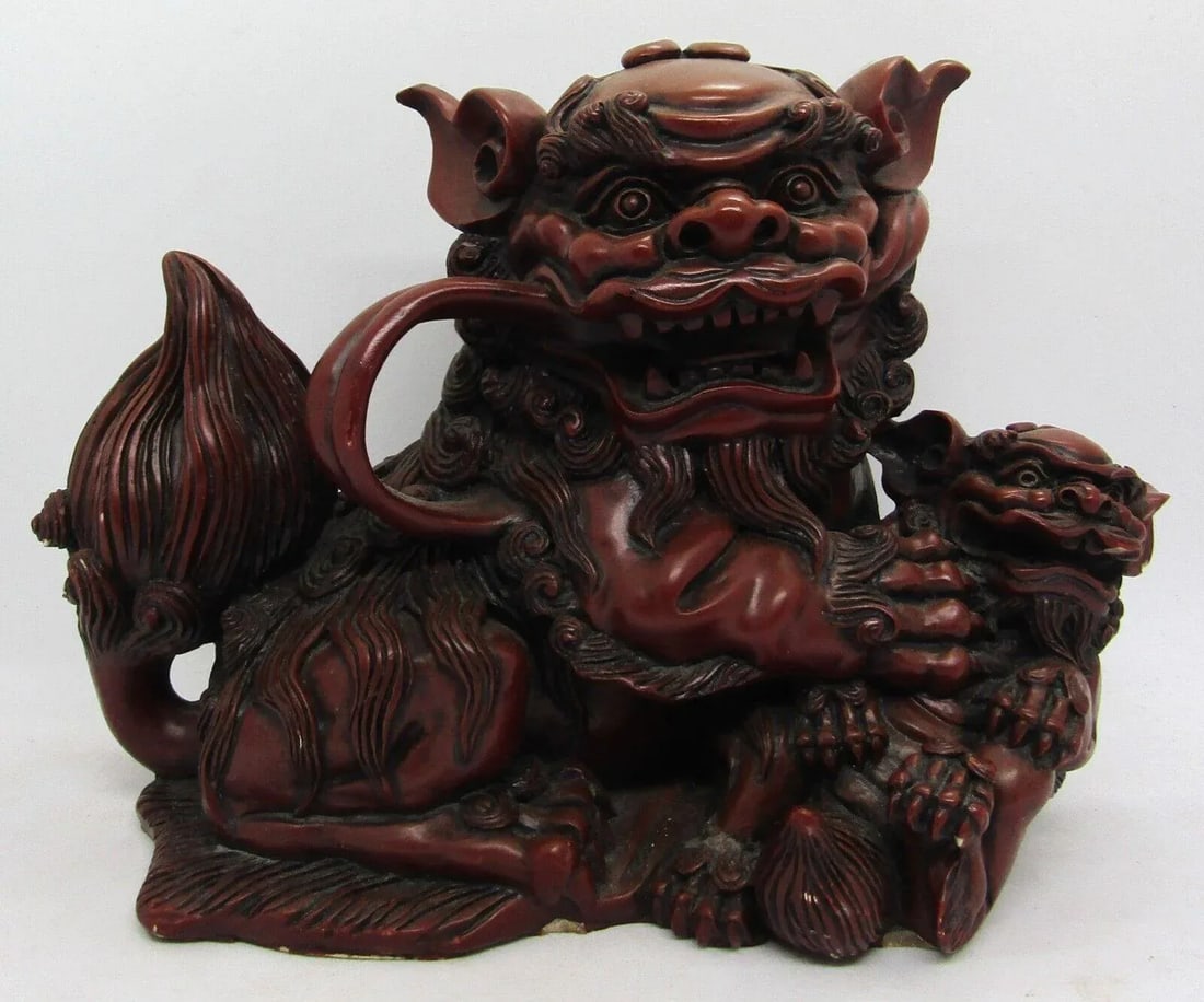 Vintage 1960s Large Brown-Crimson Resin Foo Dog Palace Lion With Young - 11