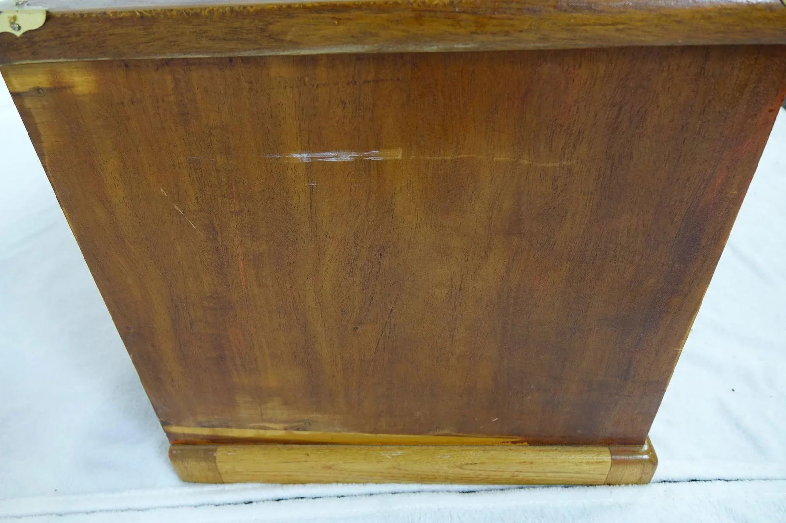 Late 20th Century Vintage Cedar Chest - 3