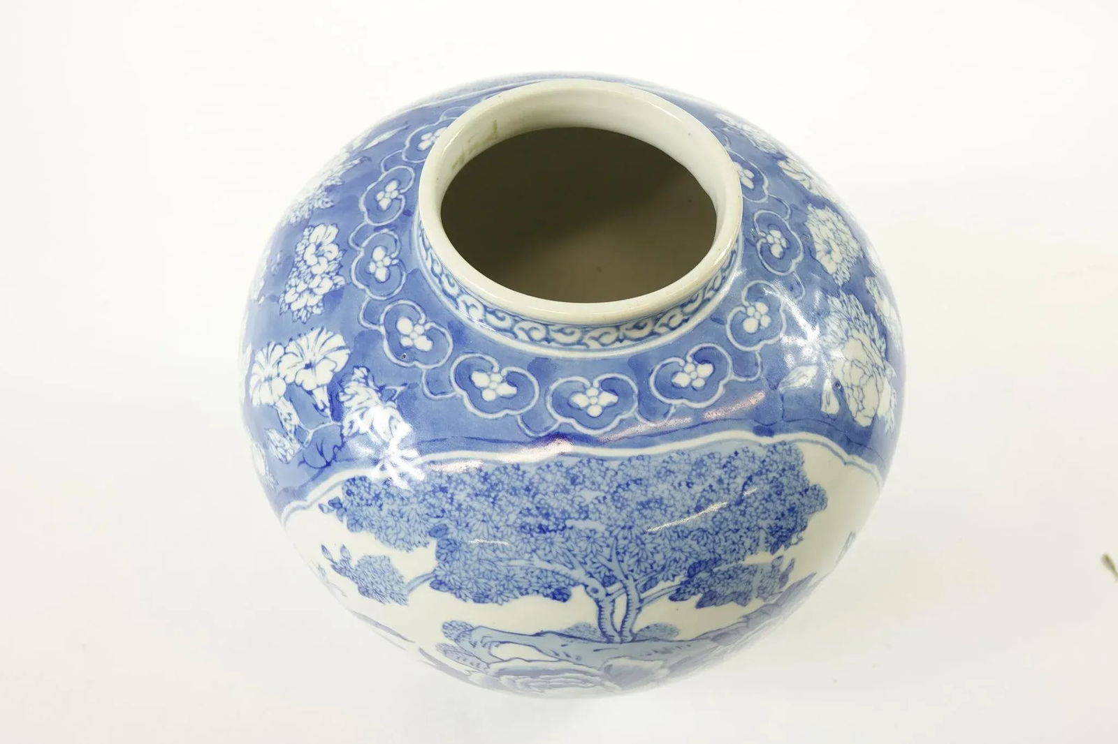 Antique Chinese Blue and White Porcelain Vase - 3