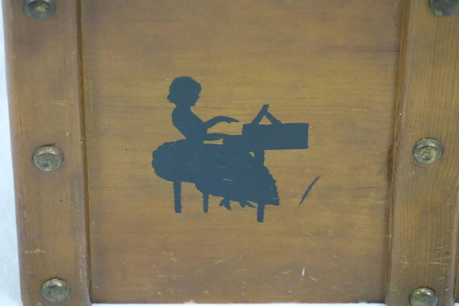 Mid 20th Century Vintage Wood Chest - 4