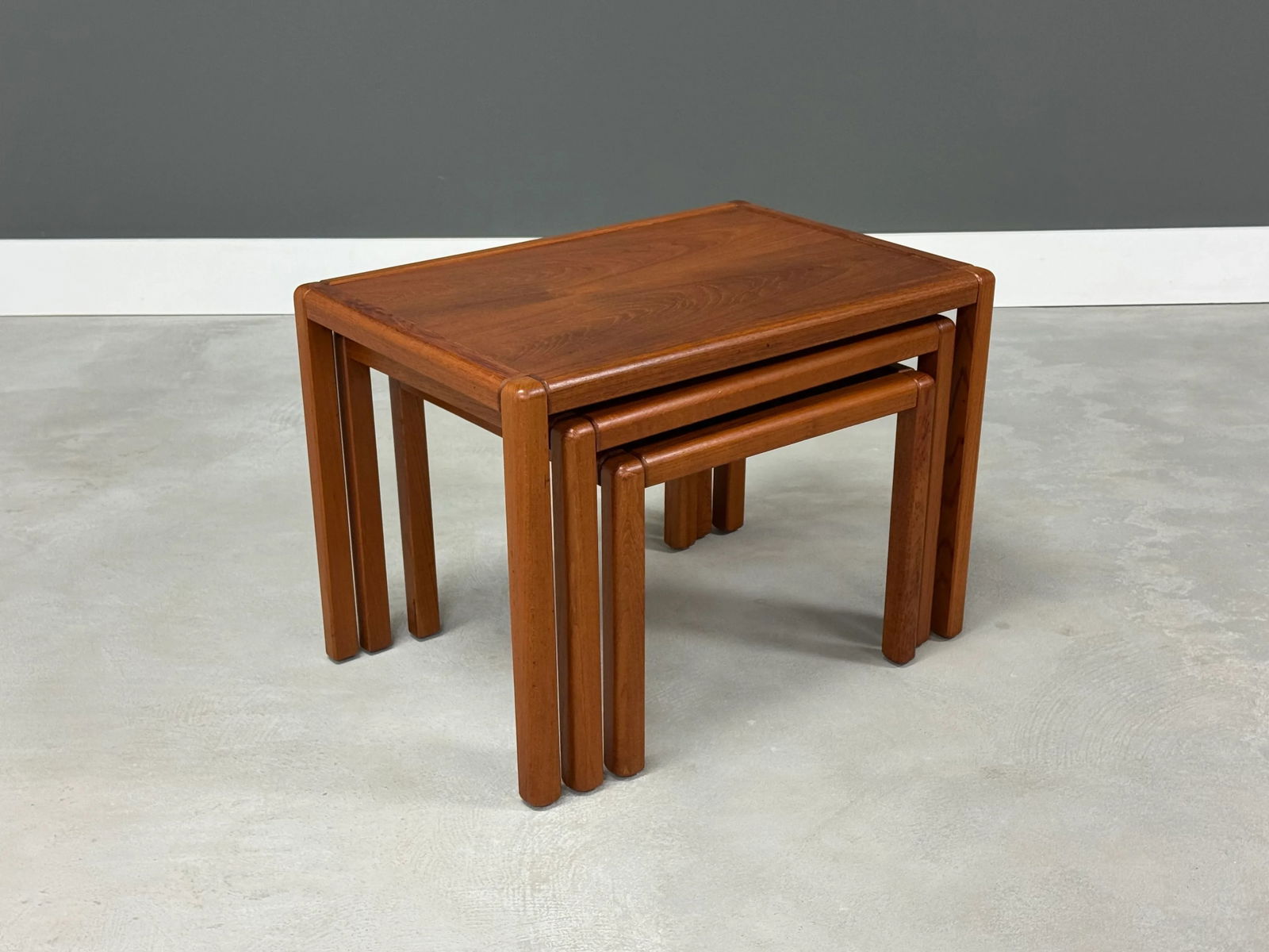 1960s Danish Modern Teak Nesting End Tables - Set of 3 - 5
