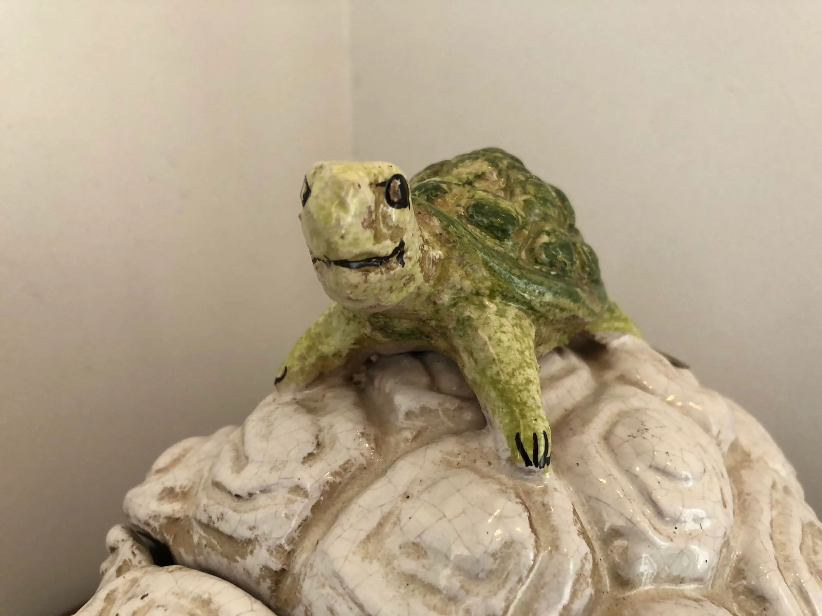 1990s Italian Hand Painted Ceramic Turtle Cookie Jar, Under the Sea - 3