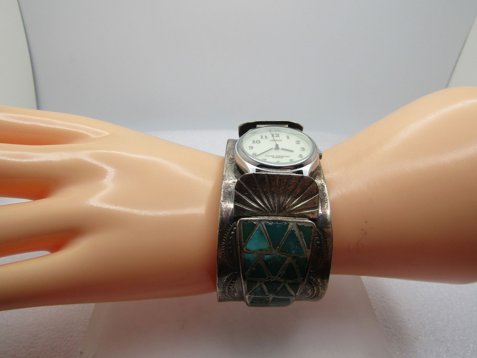 Vintage Sterling Old Pawn Watch Cuff Bracelet, Inlaid Turquoise, 6.75", 1960's-1970's: Title:Vintage Sterling Old Pawn Watch Cuff Bracelet, Inlaid Turquoise, 6.75", 1960's-1970's Description:Vintage Sterling Southwestern Watch Cuff Bracelet, Inlaid Turquoise, 6.75", 1960's-1970's. Old P