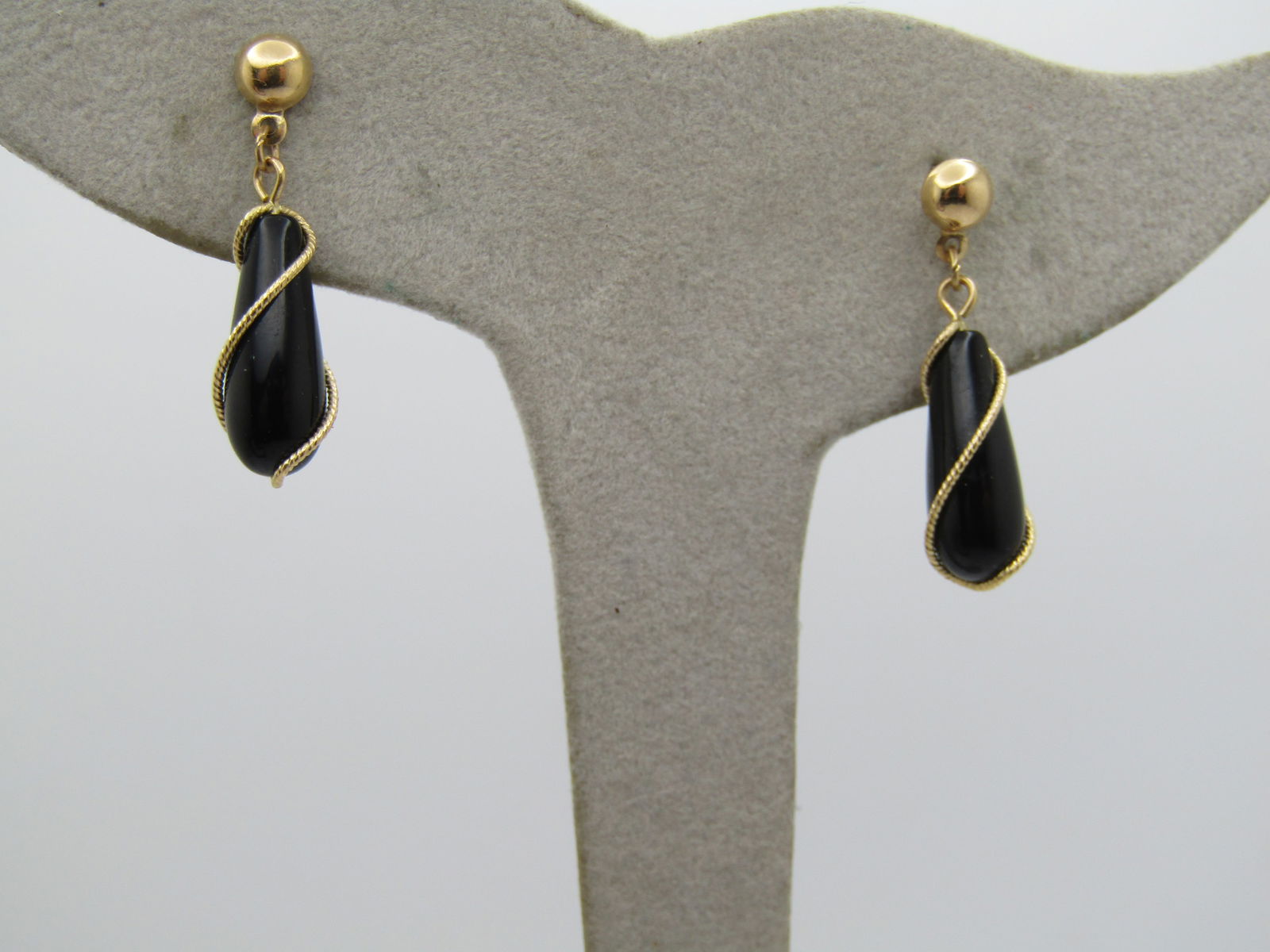 Vintage 14kt Onyx Drop Earrings, Pierced, Original Box, Jacmel, ZZ 1990's. - 7