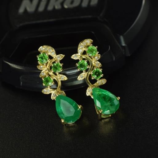 14K GOLD 2.22 CTW NATURAL EMERALD & DIAMOND EARRINGS - 2