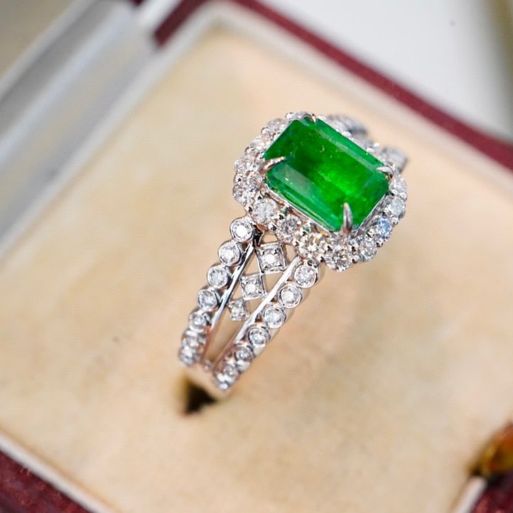 14K GOLD 1.12 CT VIVID GREEN NATURAL EMERALD & DIAMOND RING - 3