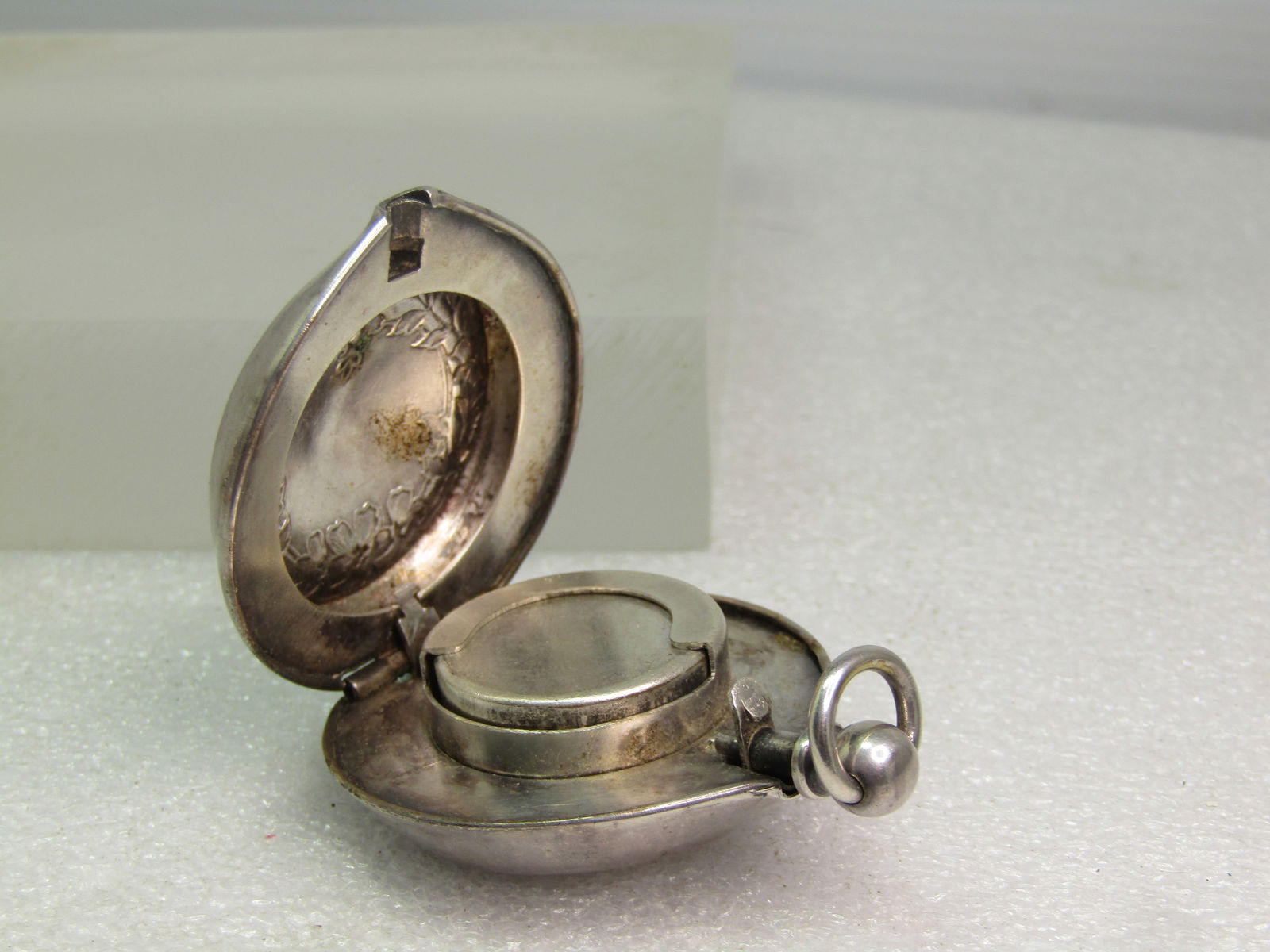 Antique Silver Coin Holder Locket/Pendant, 1800's-1910 - 4