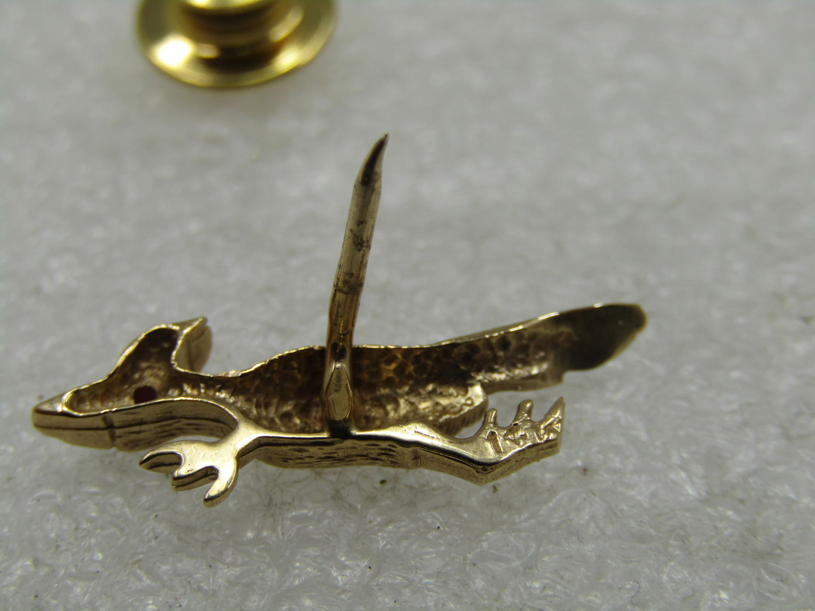 Vintage 14kt Road Runner Tack Pin, Ruby Eye - 5