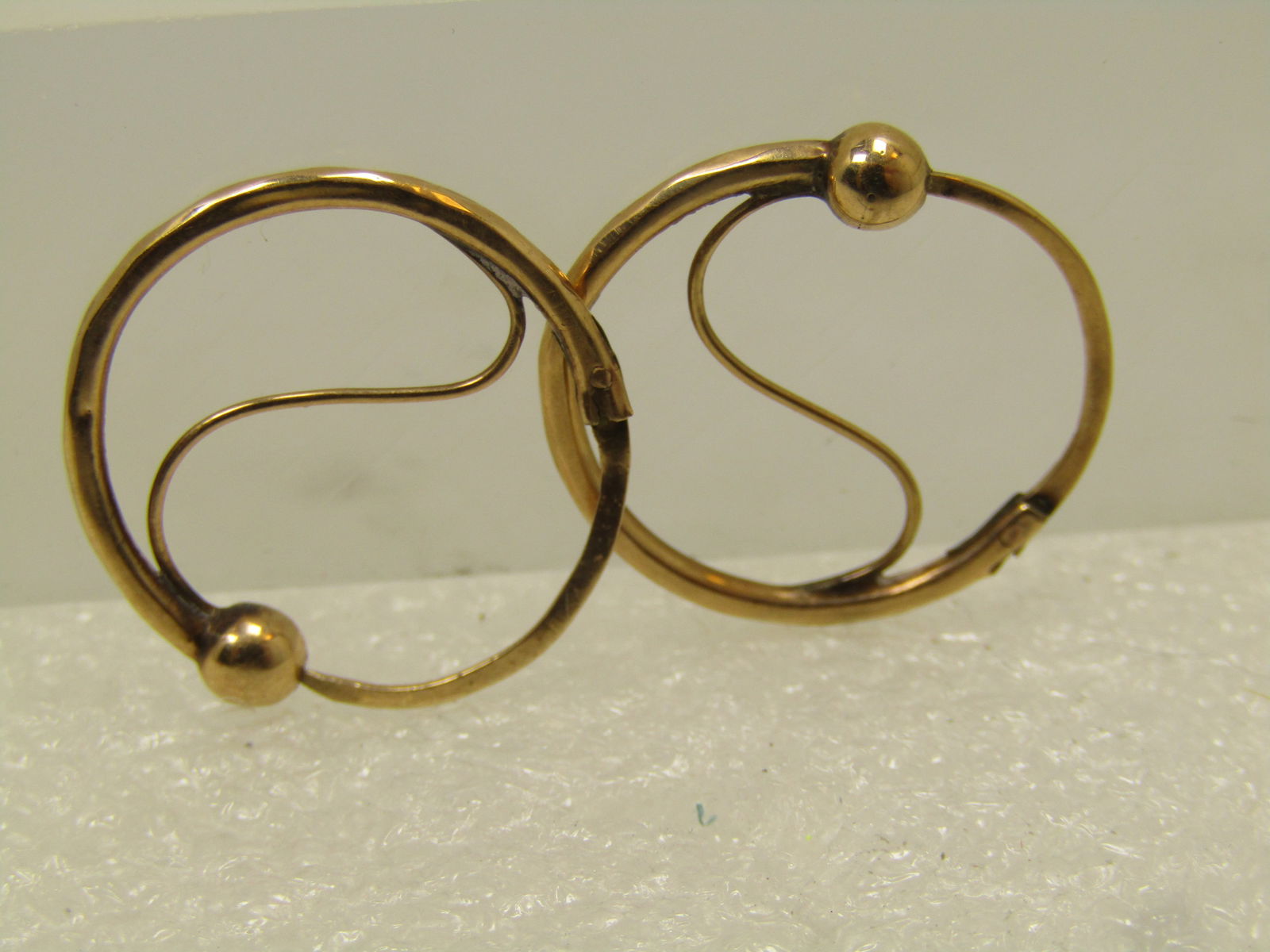 Vintage 14kt Gold Hoop Pierced Earrings, 1960's-1970's - 2