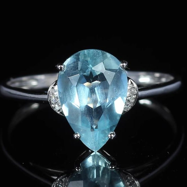 14K GOLD 2 CT NATURAL AQUAMARINE & DIAMOND RING: Title:14K GOLD 2 CT NATURAL AQUAMARINE & DIAMOND RINGDescription:Ref:230528365Gold Content:14K GoldRing Size:7.25USMain Gemstone:AquamarineNumber of stones:1Shape:PearCarat Weight:2ct