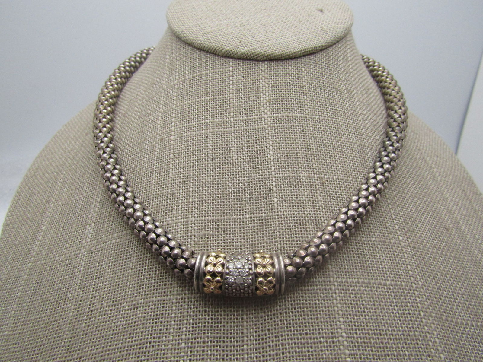 Vintage Sterling & 14kt Cavarier Diamond Necklace, Gabrielle Bruni, 17.5": Title:Vintage Sterling & 14kt Cavarier Diamond Necklace, Gabrielle Bruni, 17.5"Description:Vintage Sterling & 14kt Cavarier Diamond Necklace, Gabrielle Bruni, 17.5". This is iappx. 7.5mm round with
