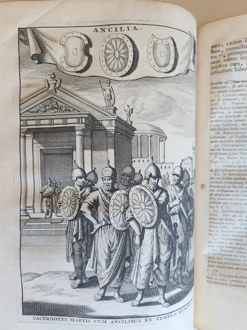 1714 ILLUSTRATED OPERA by Suetonius ANTIQUE 2 VOLUMES - 9