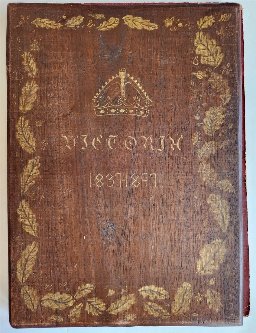 1901 Illustrated London News Record of Queen Victoria Reign antique WOOD BINDING (1 of 14)