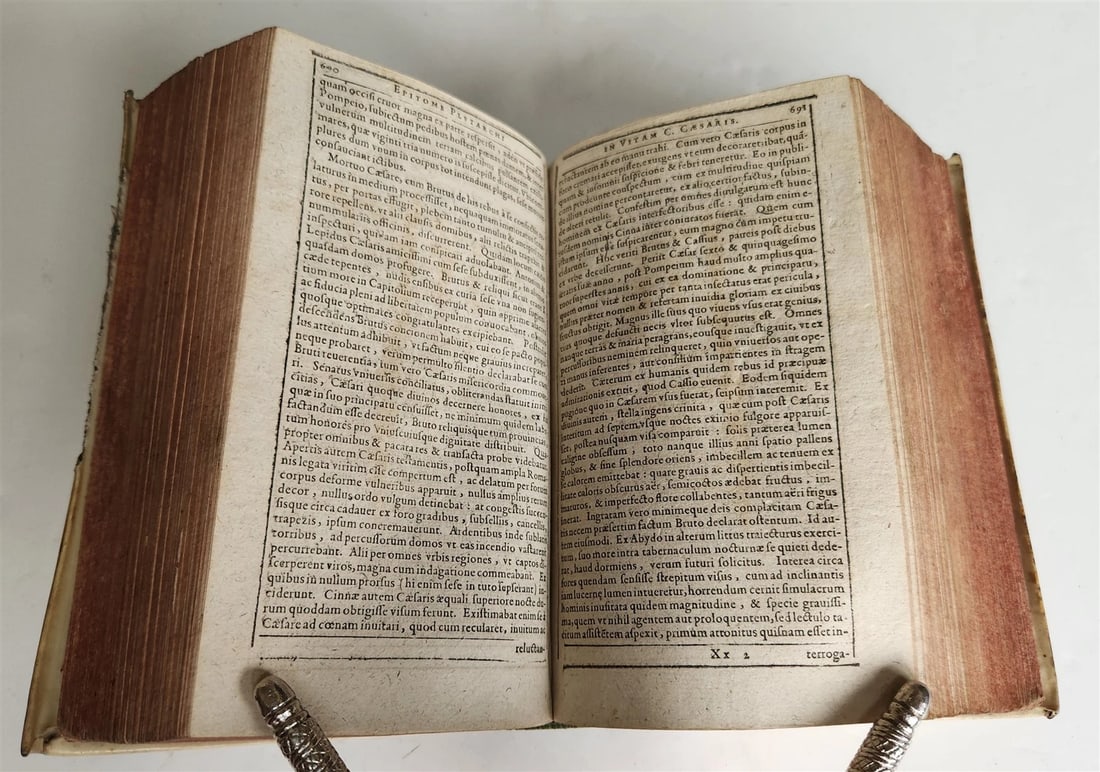 1696 PLUTARCH BIBLIOTHECA HISTORICA antique ILLUSTRATED vellum bound - 10