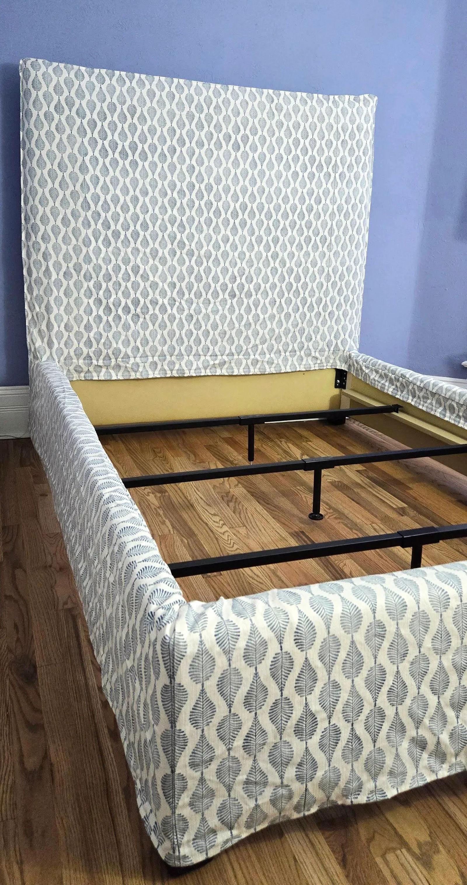 Lee Industries Mumbai Ink Slipcovered Full Bed - 8