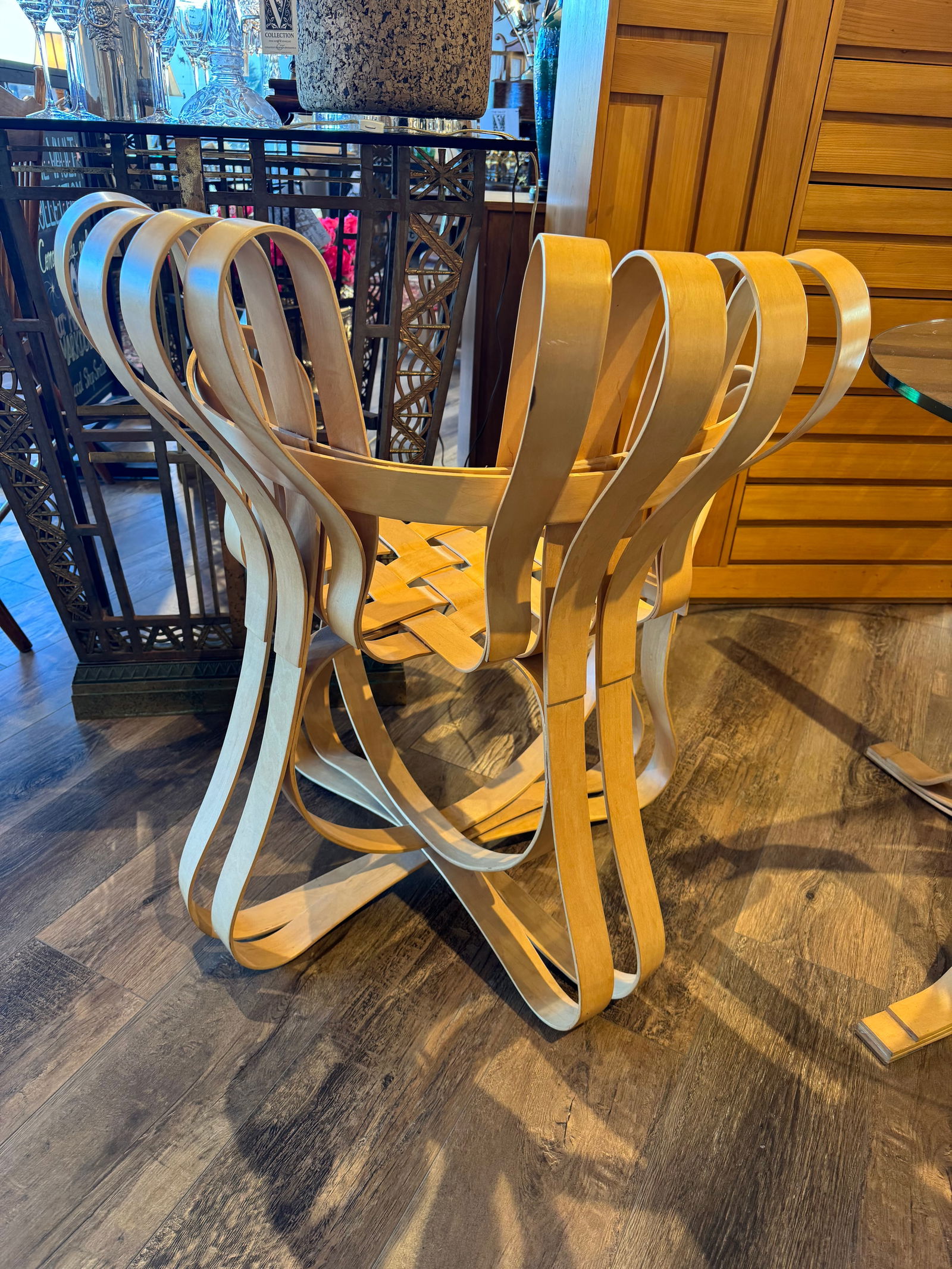 Frank Gehry Cross Check Chairs and Face Off Table Set of 3 - 4