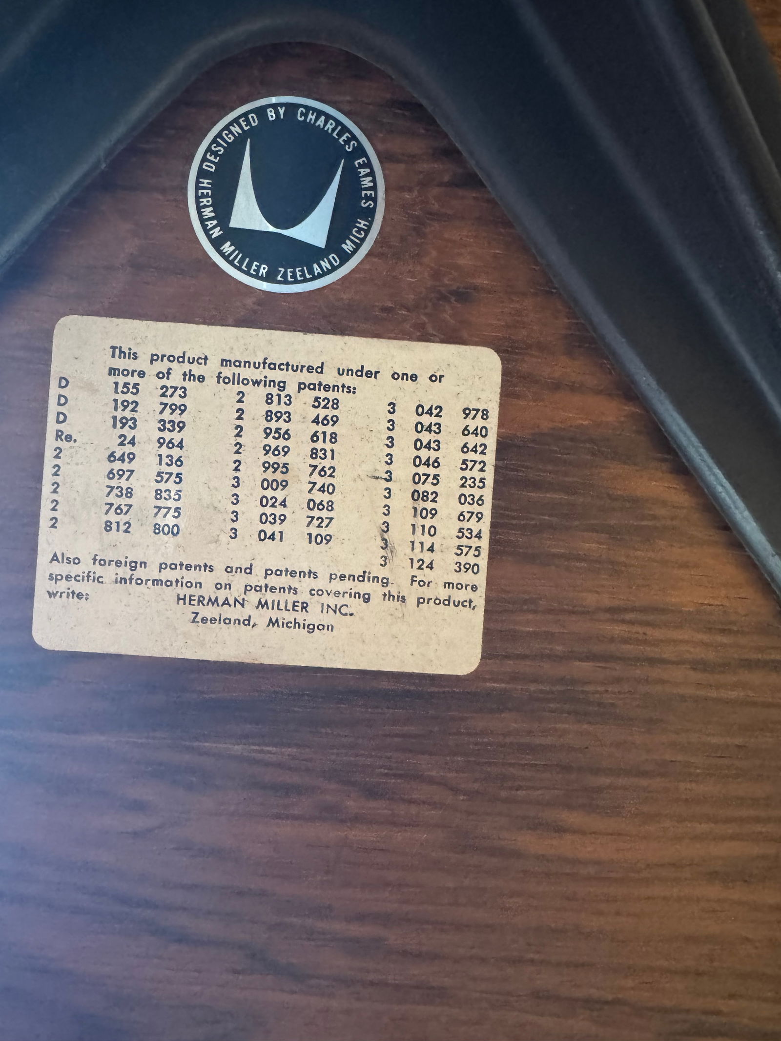 1977 Ray and Charles Eames for Herman Miller Lounge Chair and Ottoman #670 & 671 - 2