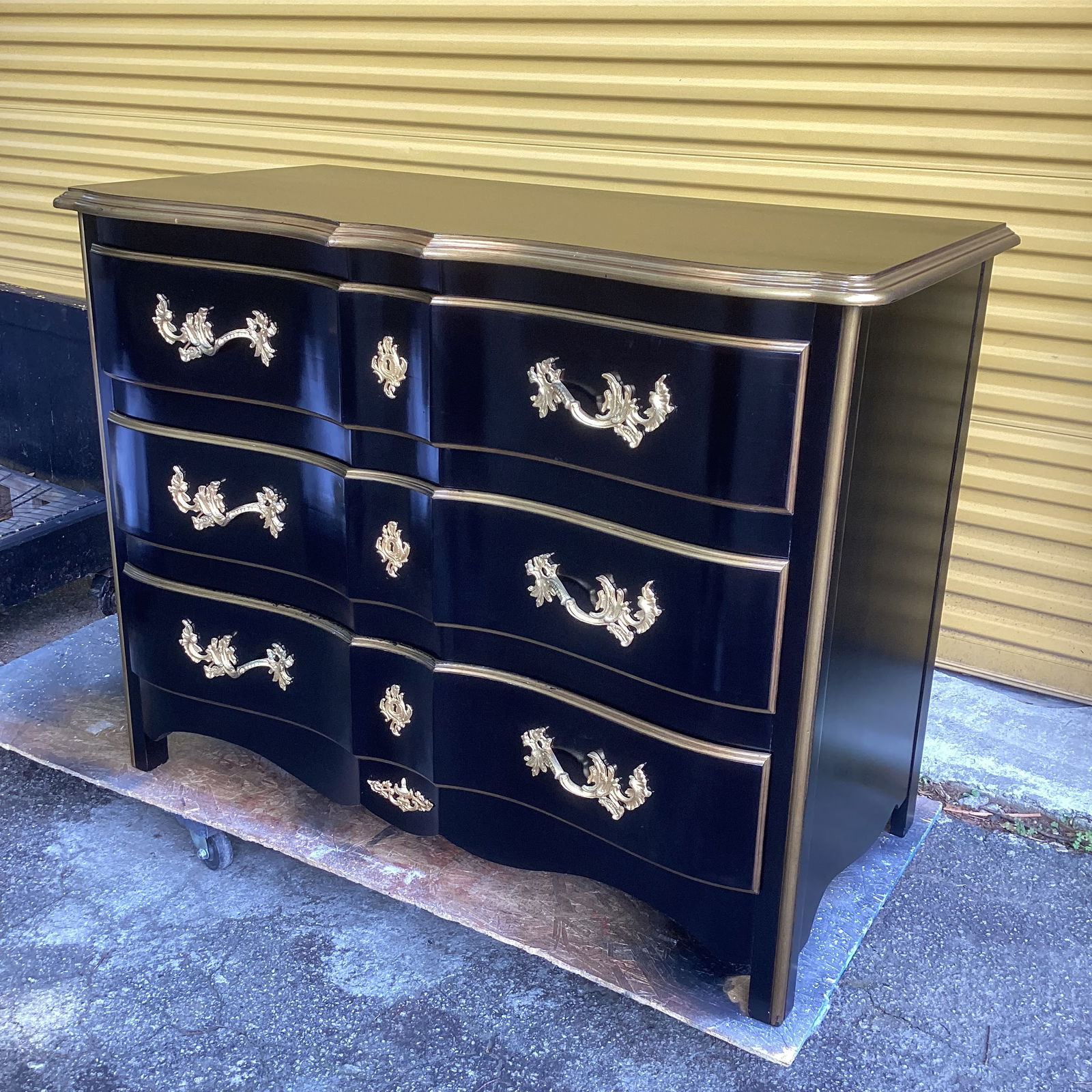 Restored Vintage Ralph Lauren "Bel Aire" Chest of Drawers - 4