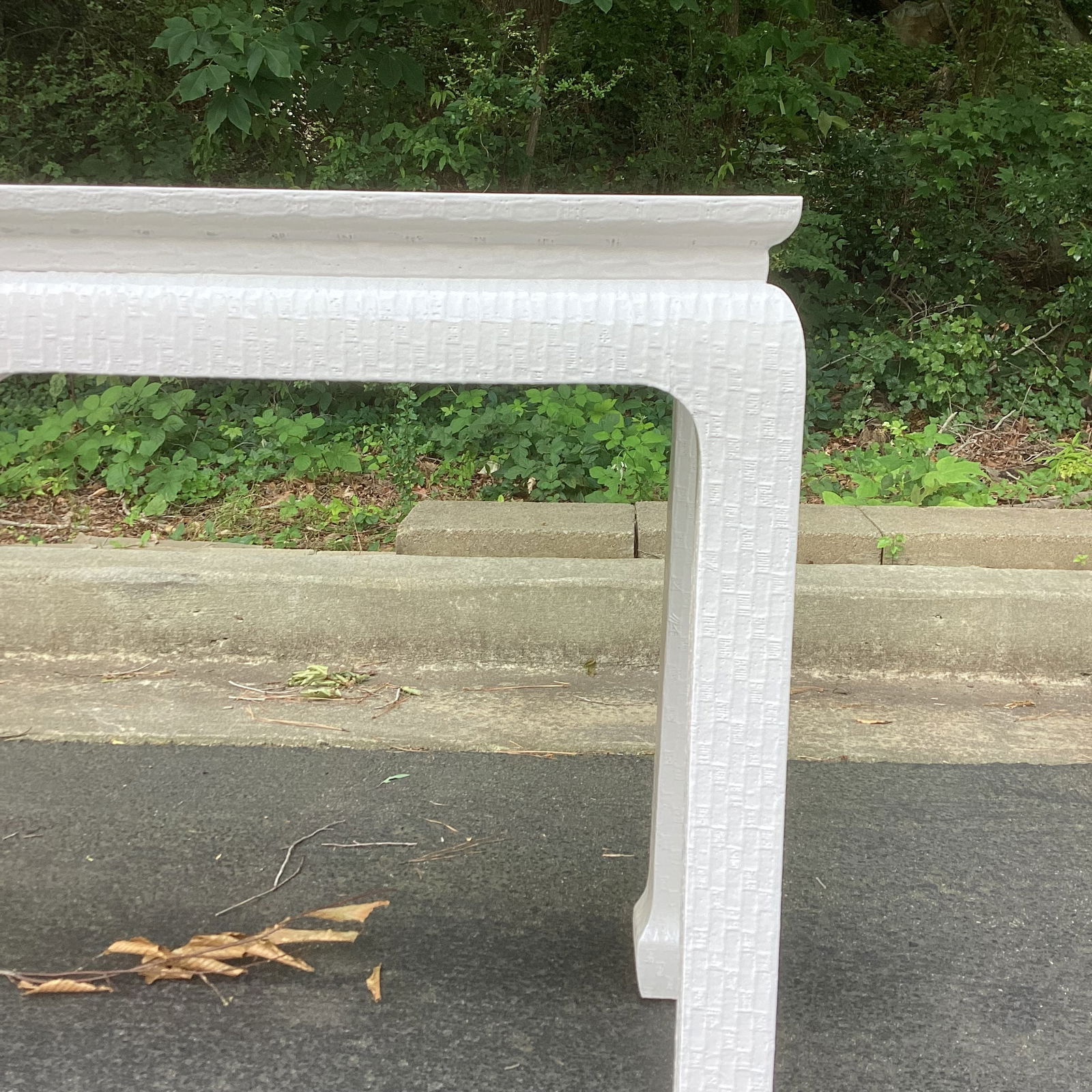 1970s Restored Baker Furniture Company Raffia Wrapped Console in Pearl White - 2