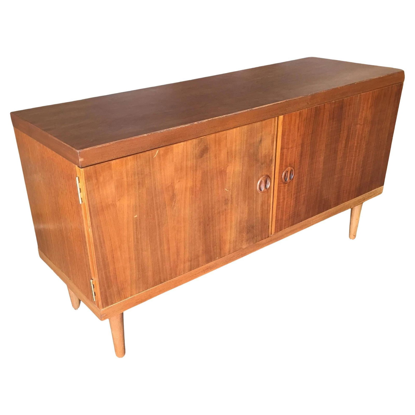 Danish Modern Rose Stained Credenza Cabinet with Sculpted Pig Nose Pulls - 7