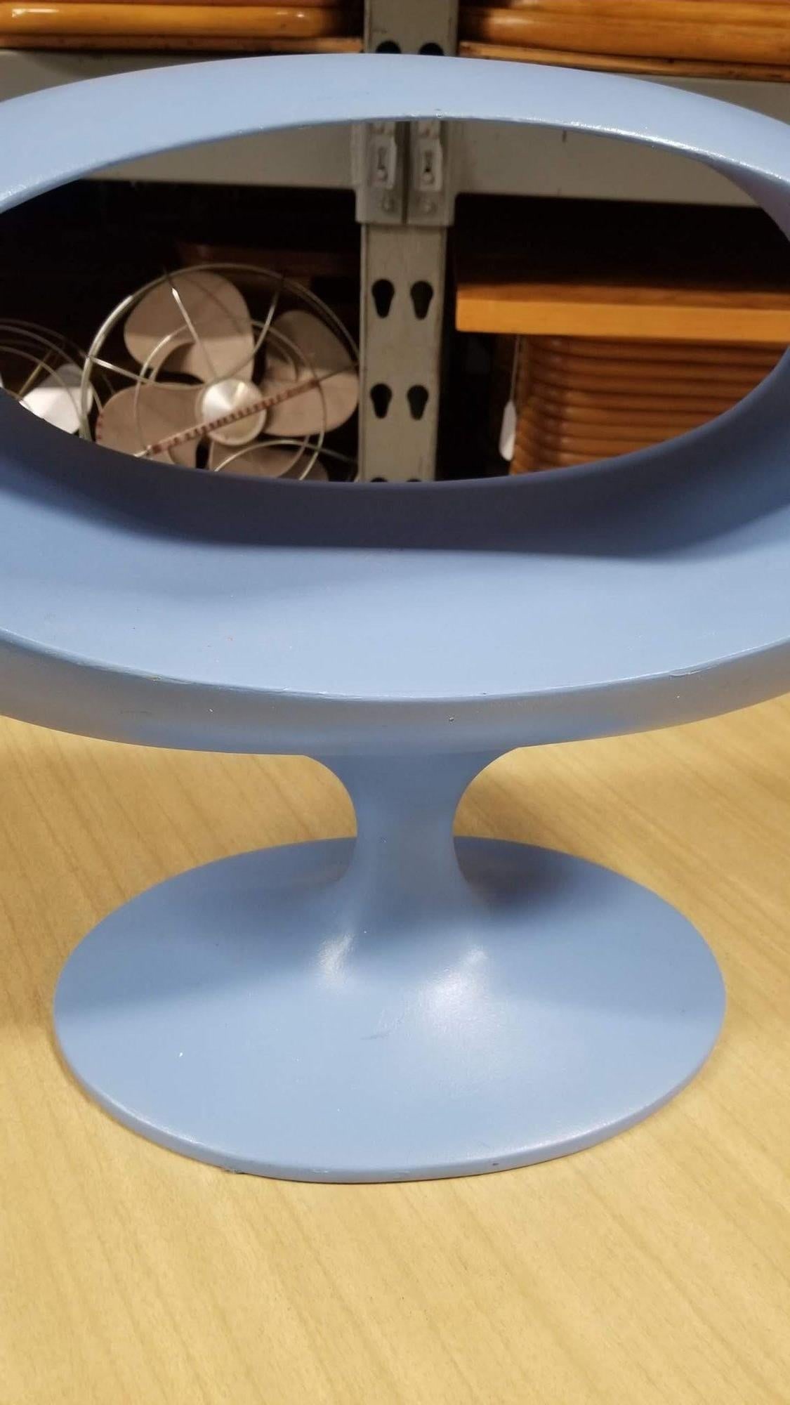 Y2K Space Age Mod Side Pedestal Table by William Emmerson - 13