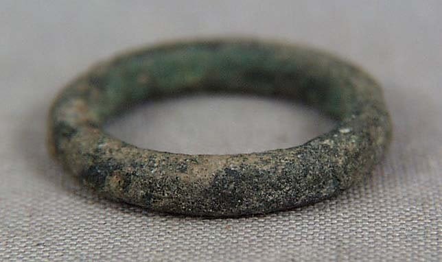 6c BC Villanovian bronze ring ex Koutalakis coll (1 of 3)