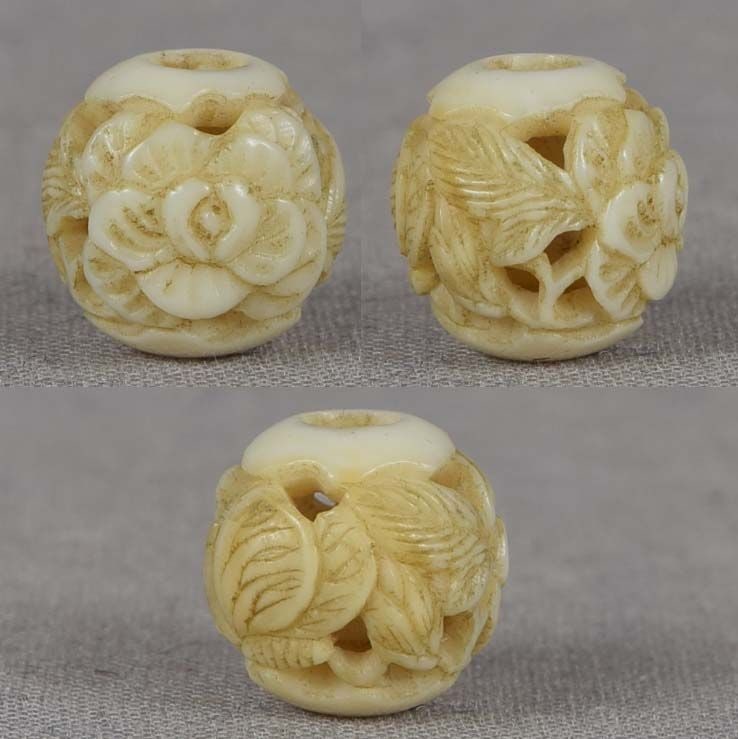 19c ojime netsuke slide BUTTERFLY & PEONY - 3