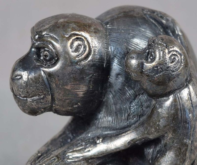 Vintage silver netsuke MONKEY with 2 young - 5